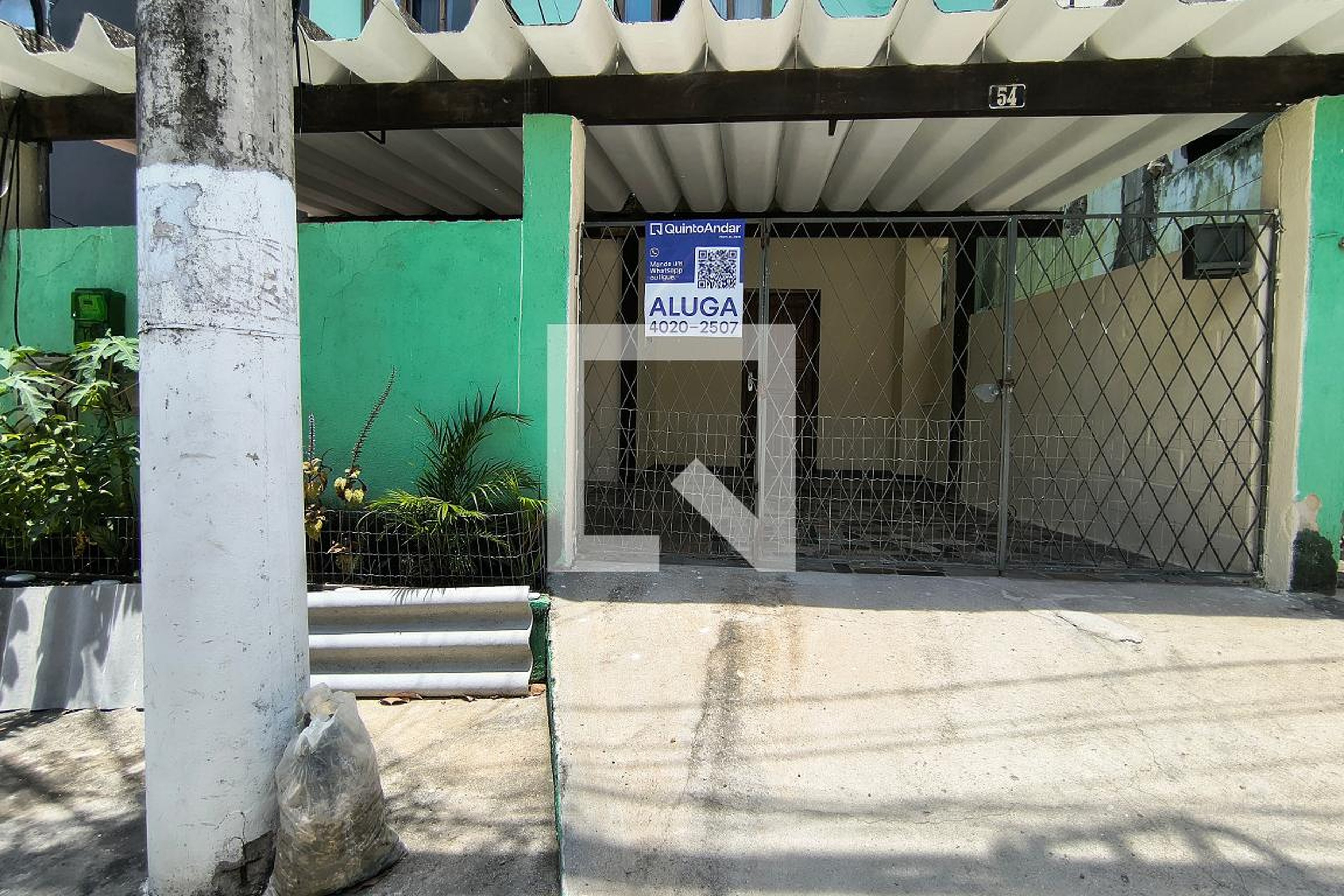 Fachada Condomínio em Rua Alberto Borges, 54