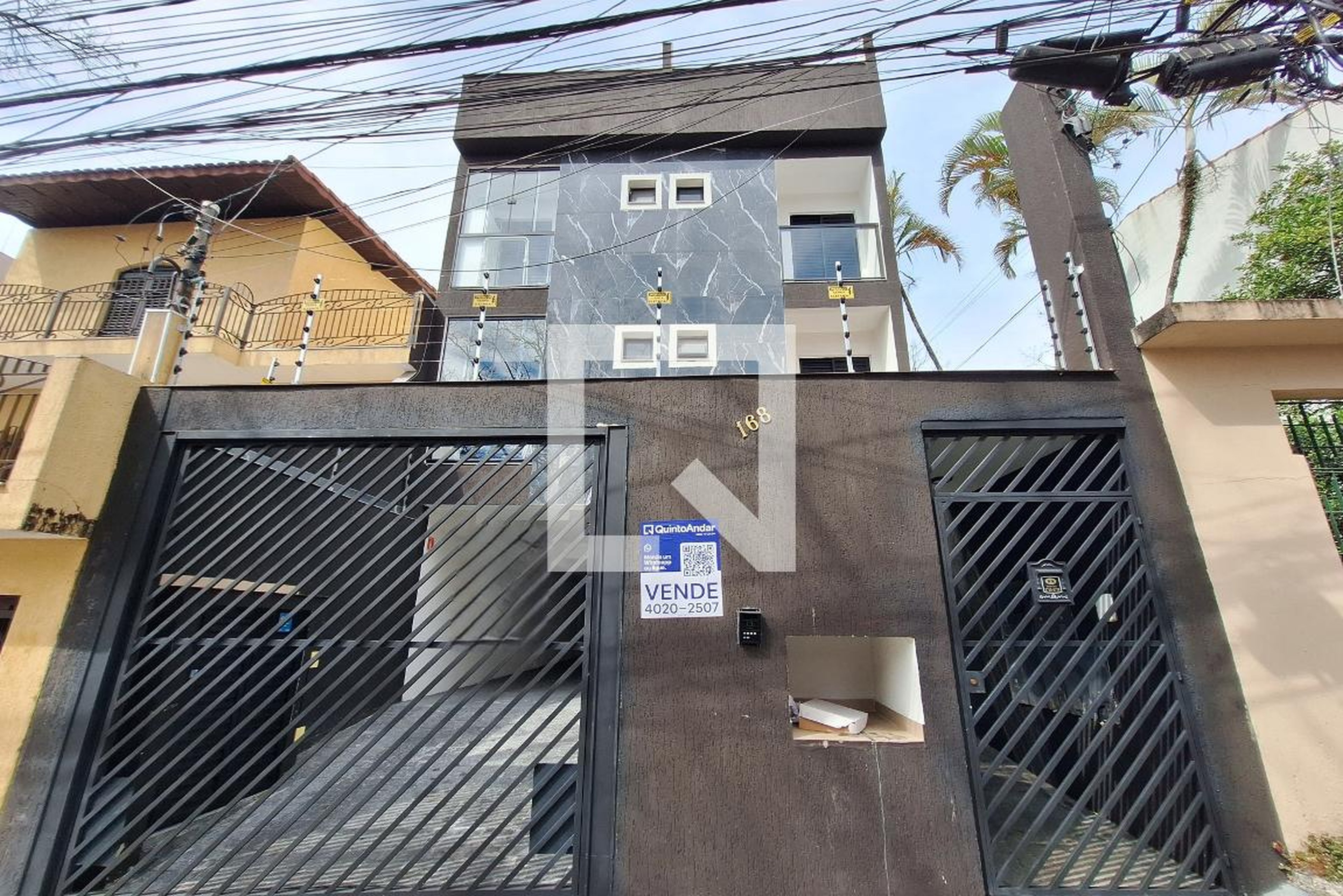 Fachada Condomínio em Rua Guatemala, 168