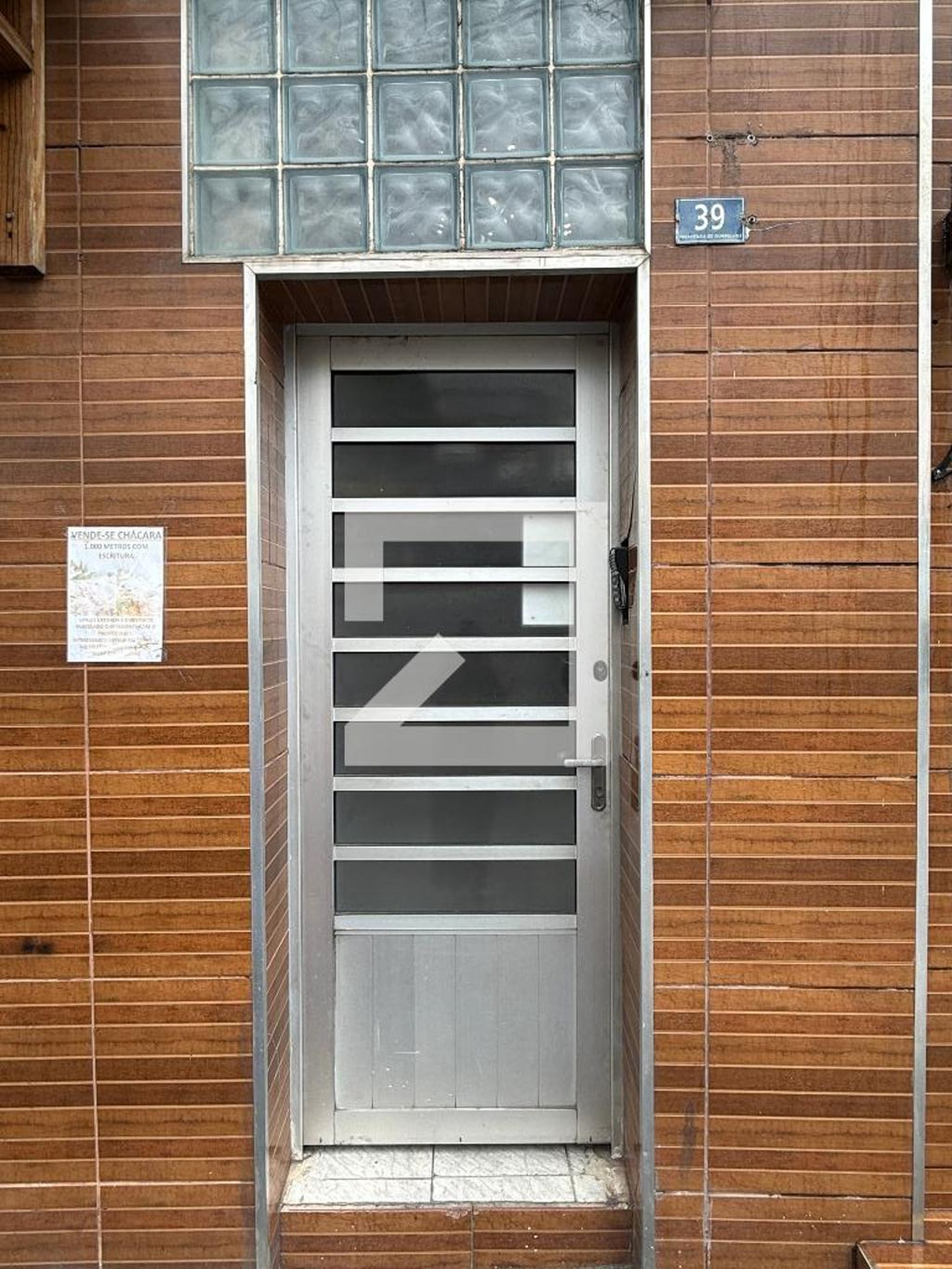 Fachada Condomínio em Rua Guaíra, 39