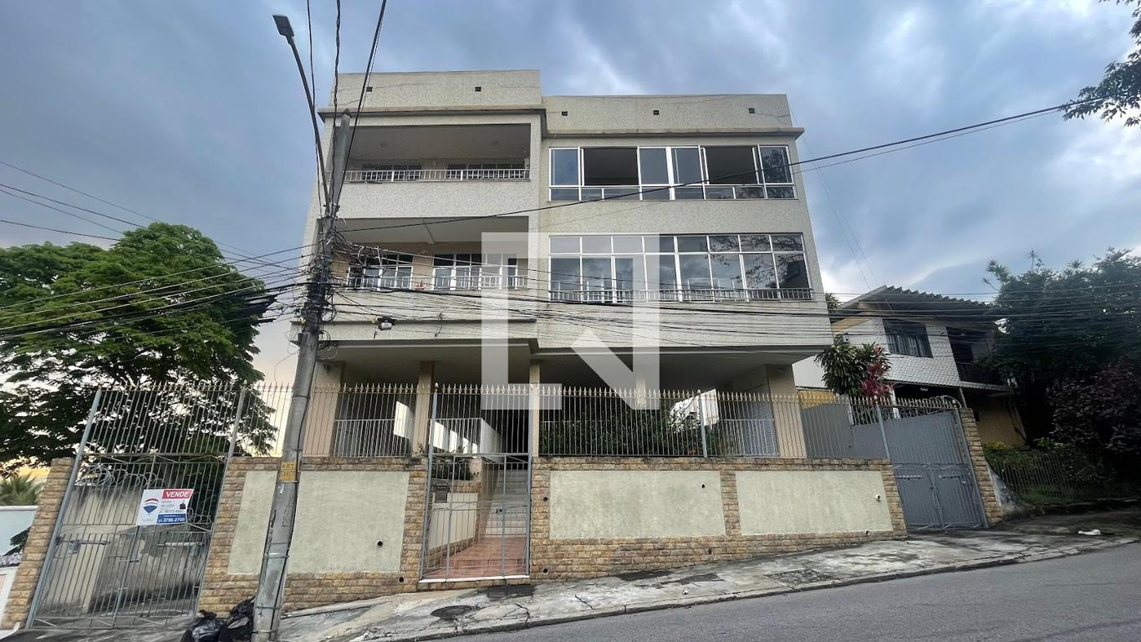 Fachada Condomínio em Rua Ituá, 1182