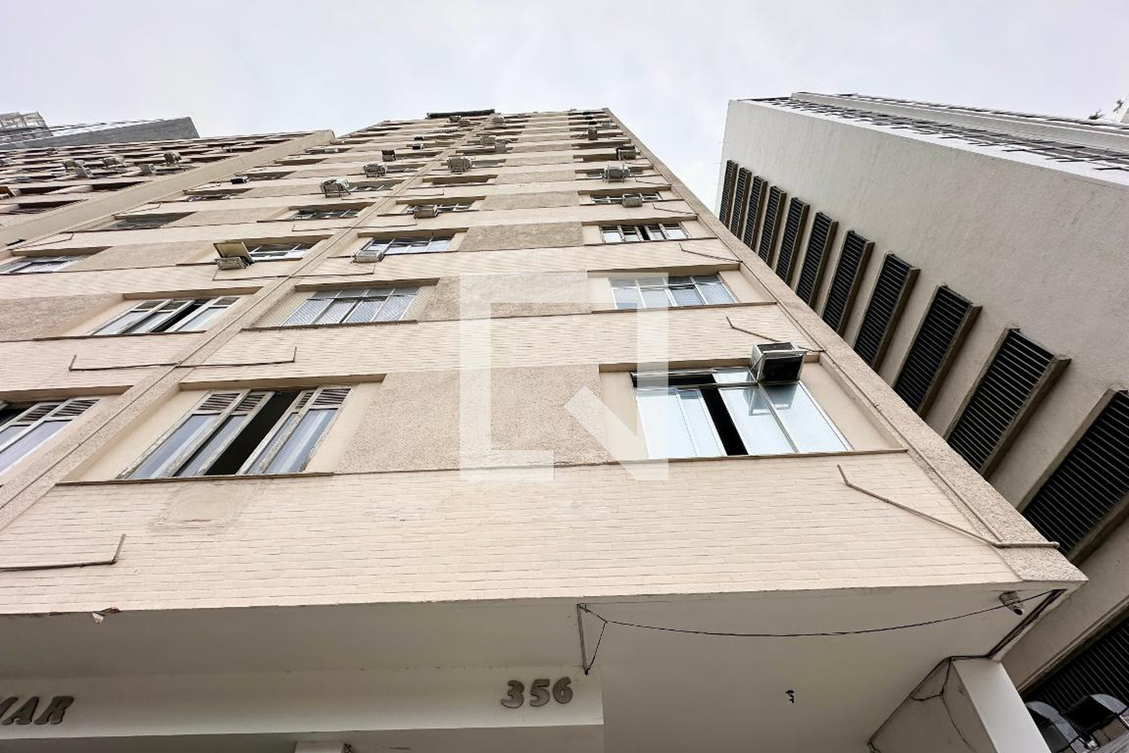 Fachada Edifício Solymar