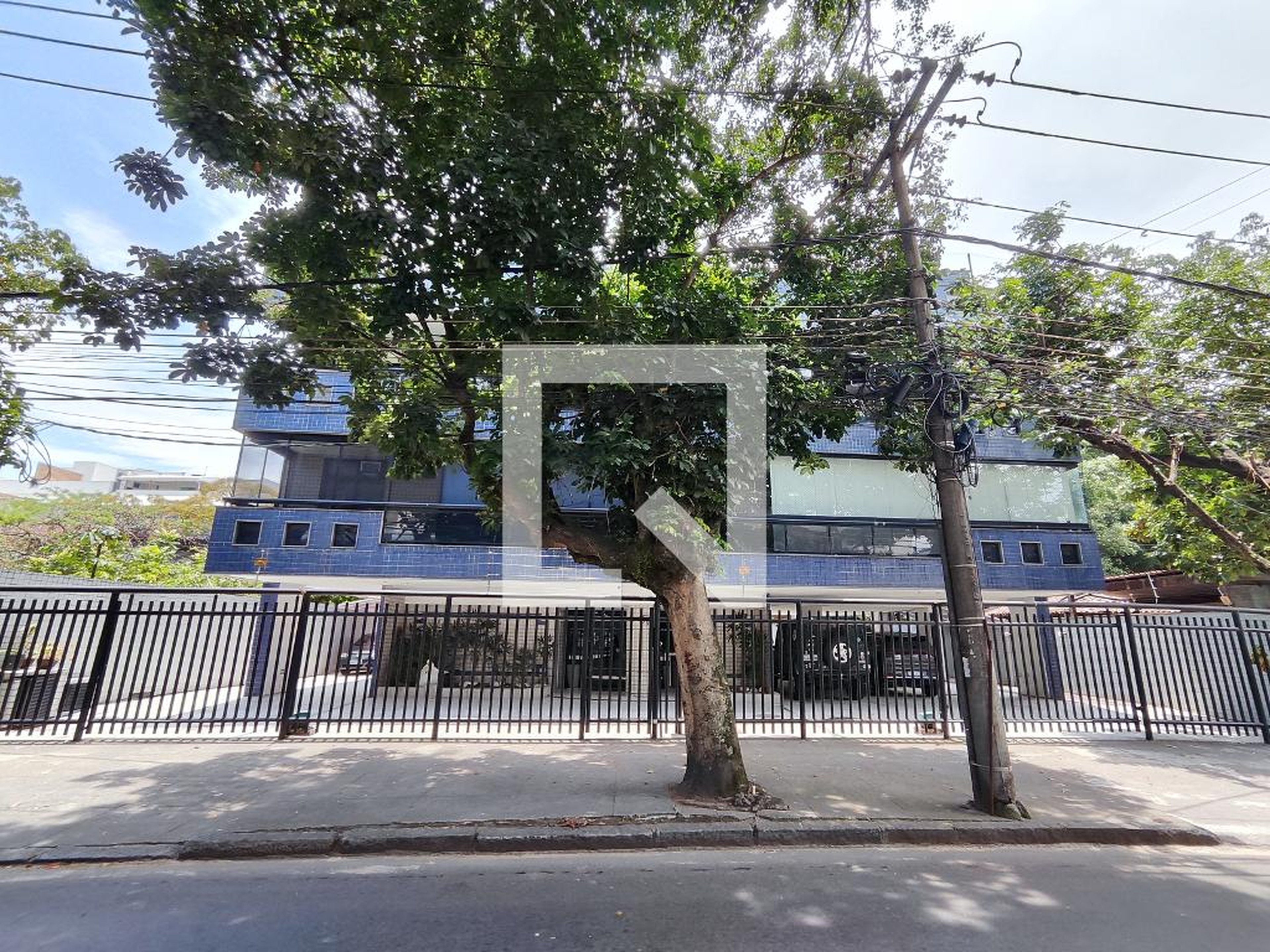 Fachada Condomínio em Avenida Glaucio Gil, 500