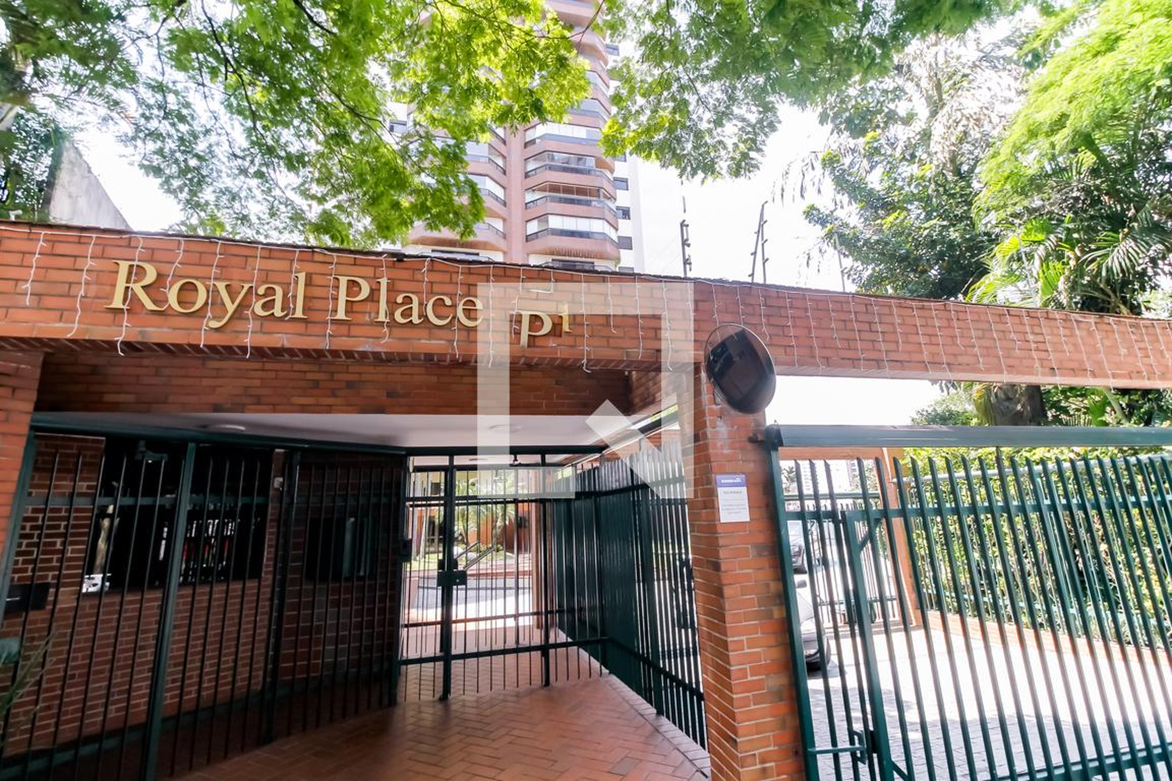 Fachada Condomínio Royal Place