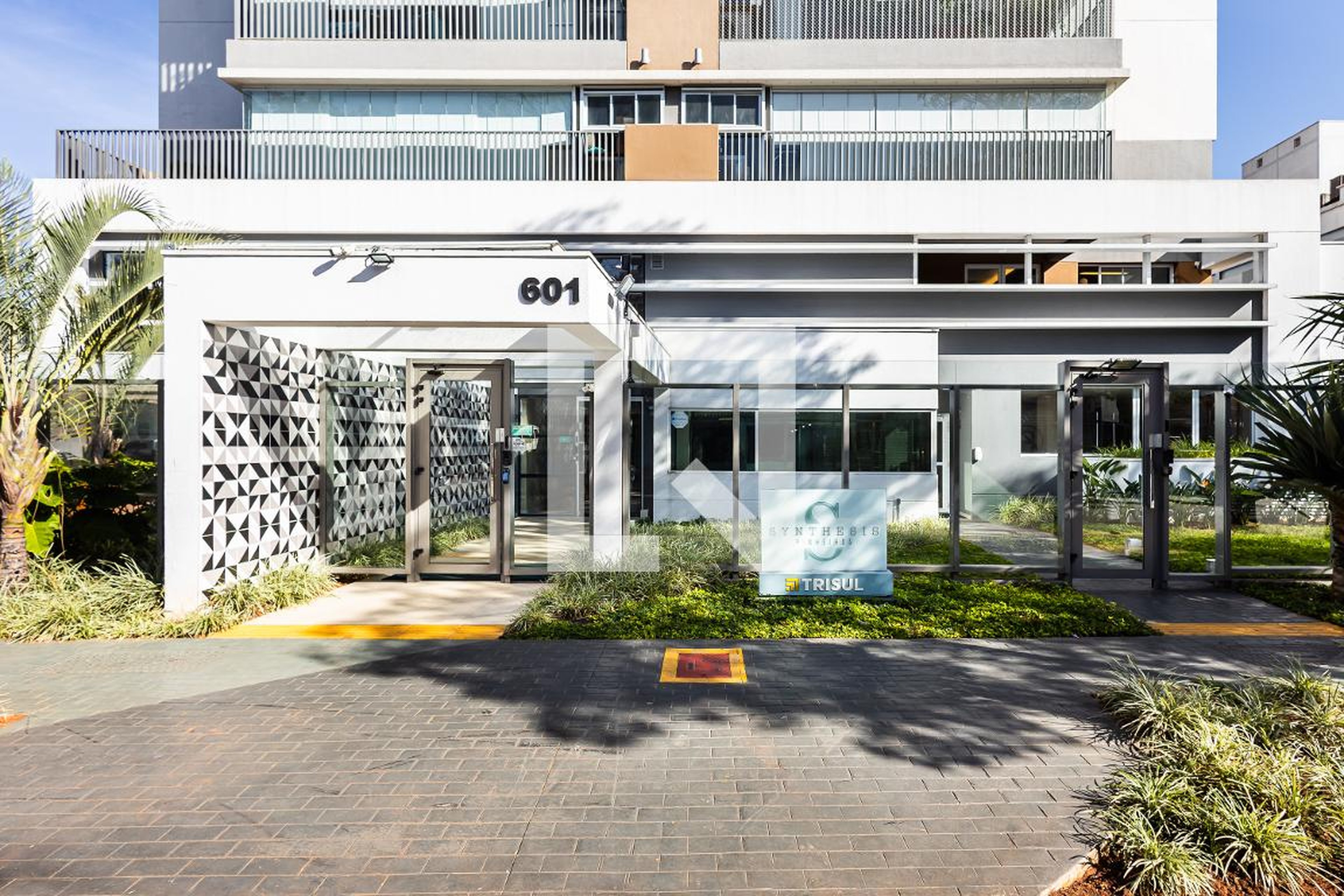 Fachada Condomínio Synthesis Pinheiros