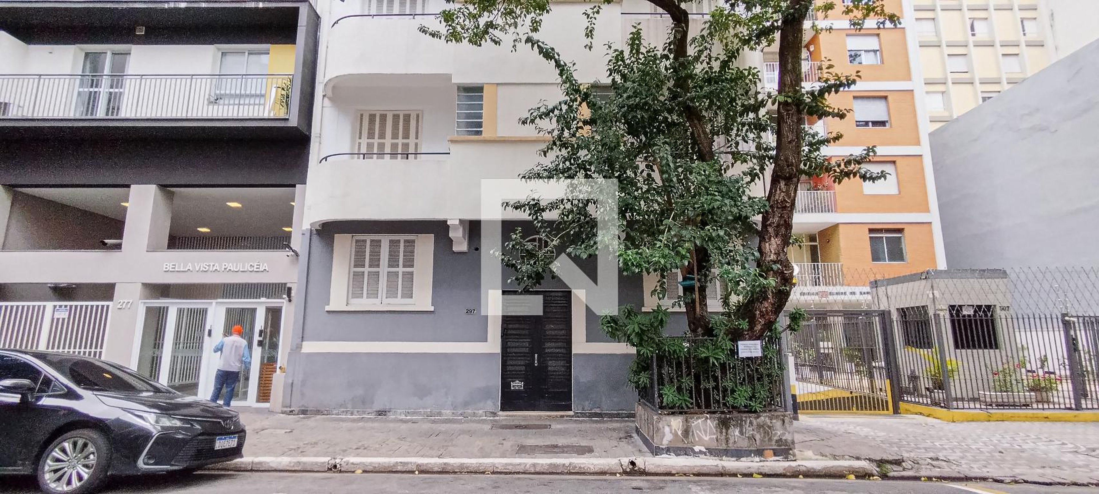 Fachada Edifício Francisca Miquelina