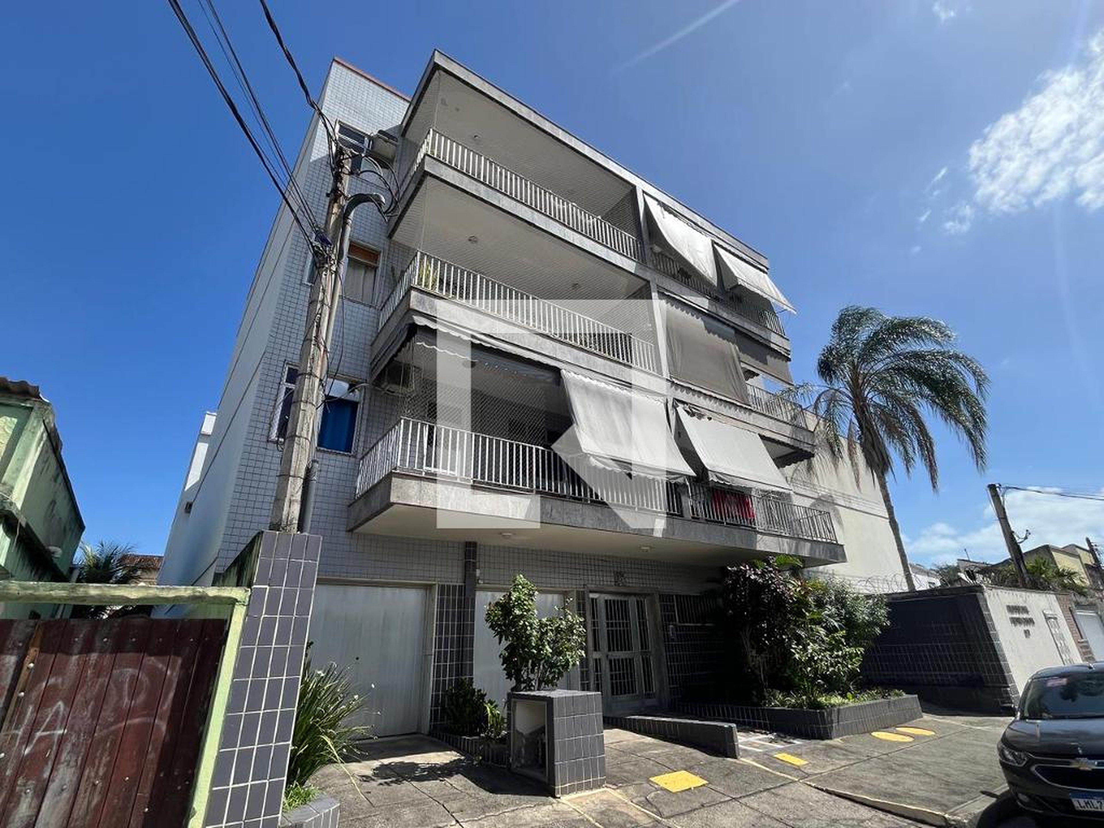 Fachada Condomínio em Rua Iriquitiá, 353