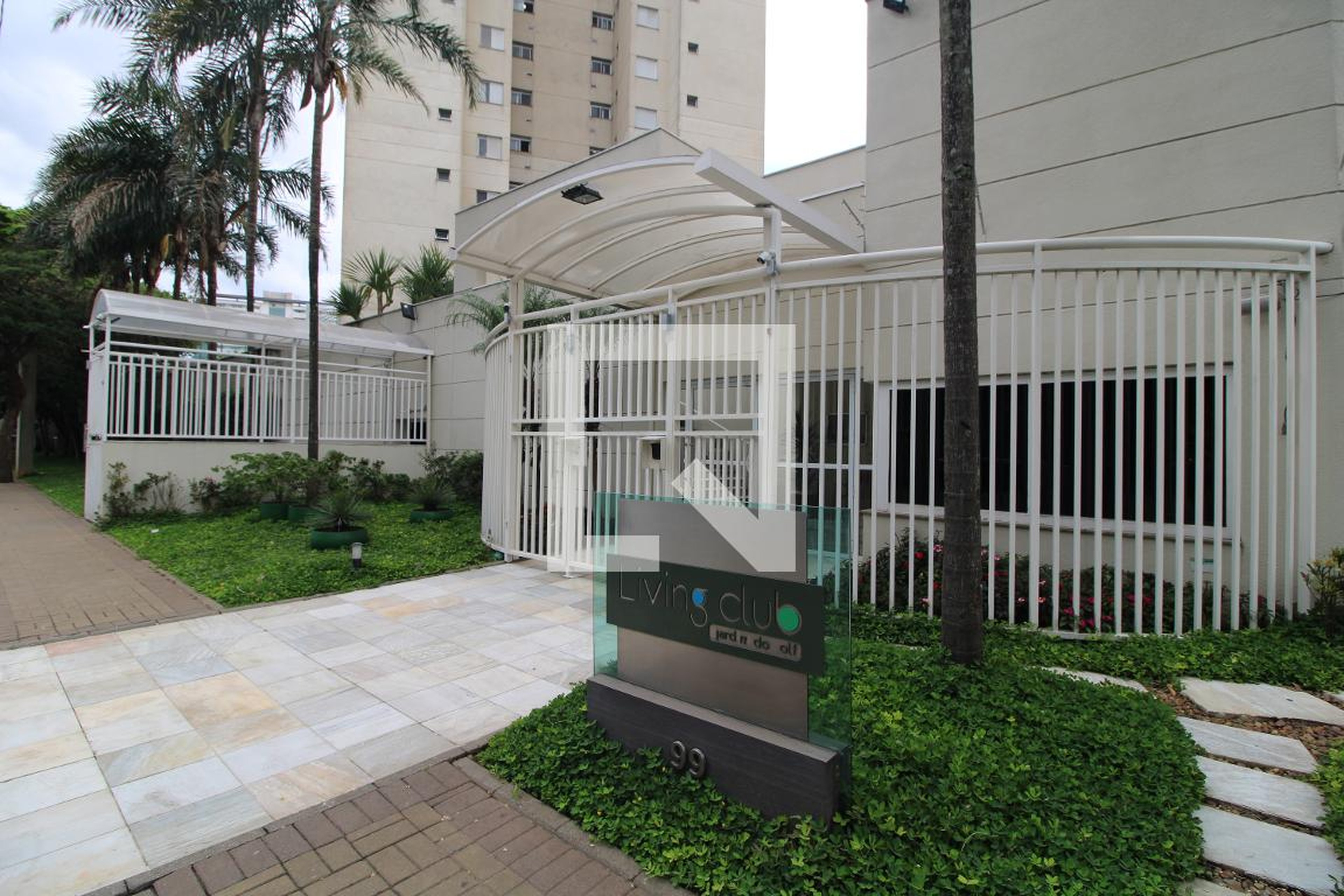 Fachada Condomínio Living Club