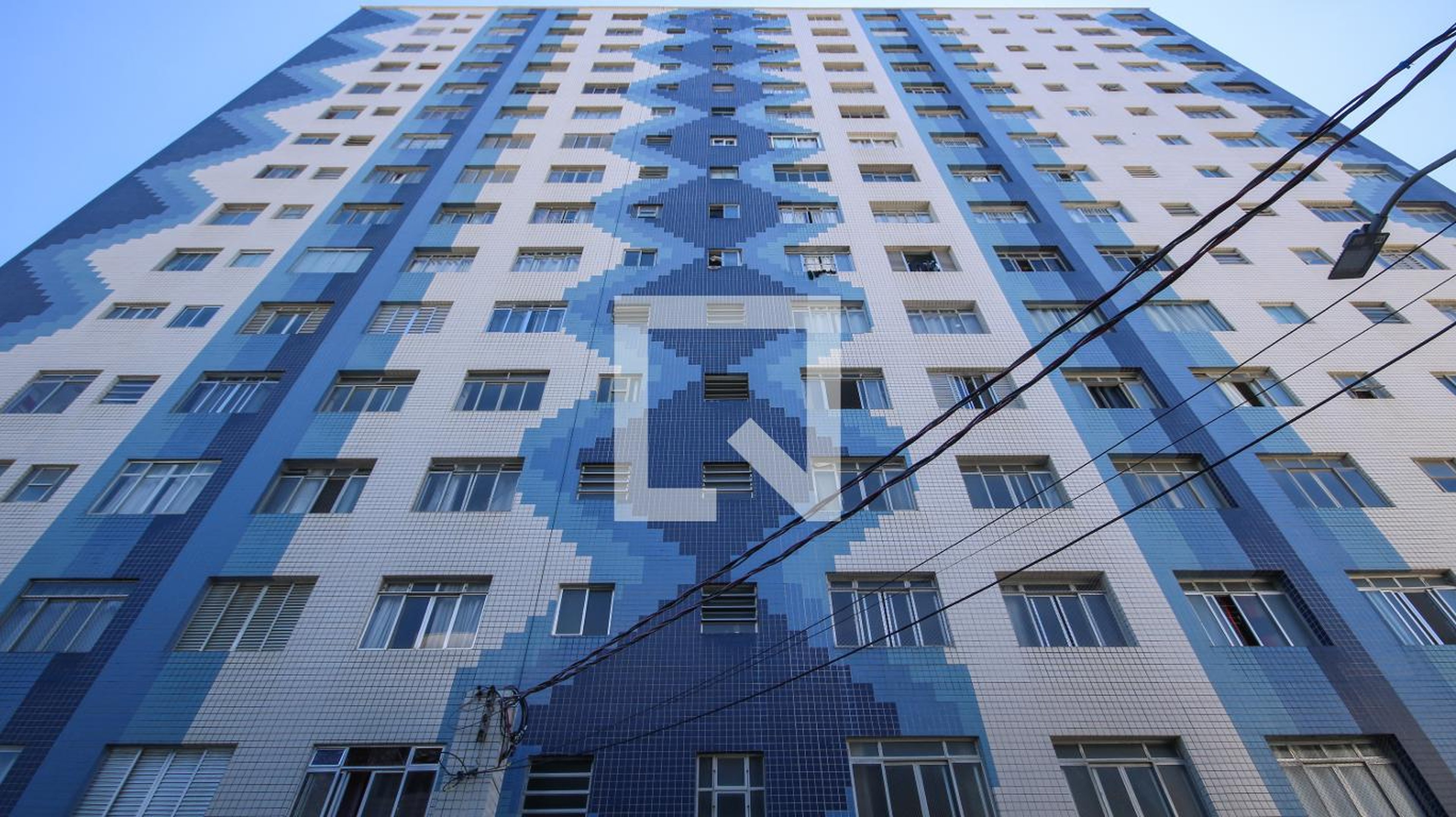 Fachada Condomínio em Rua Peru, 52