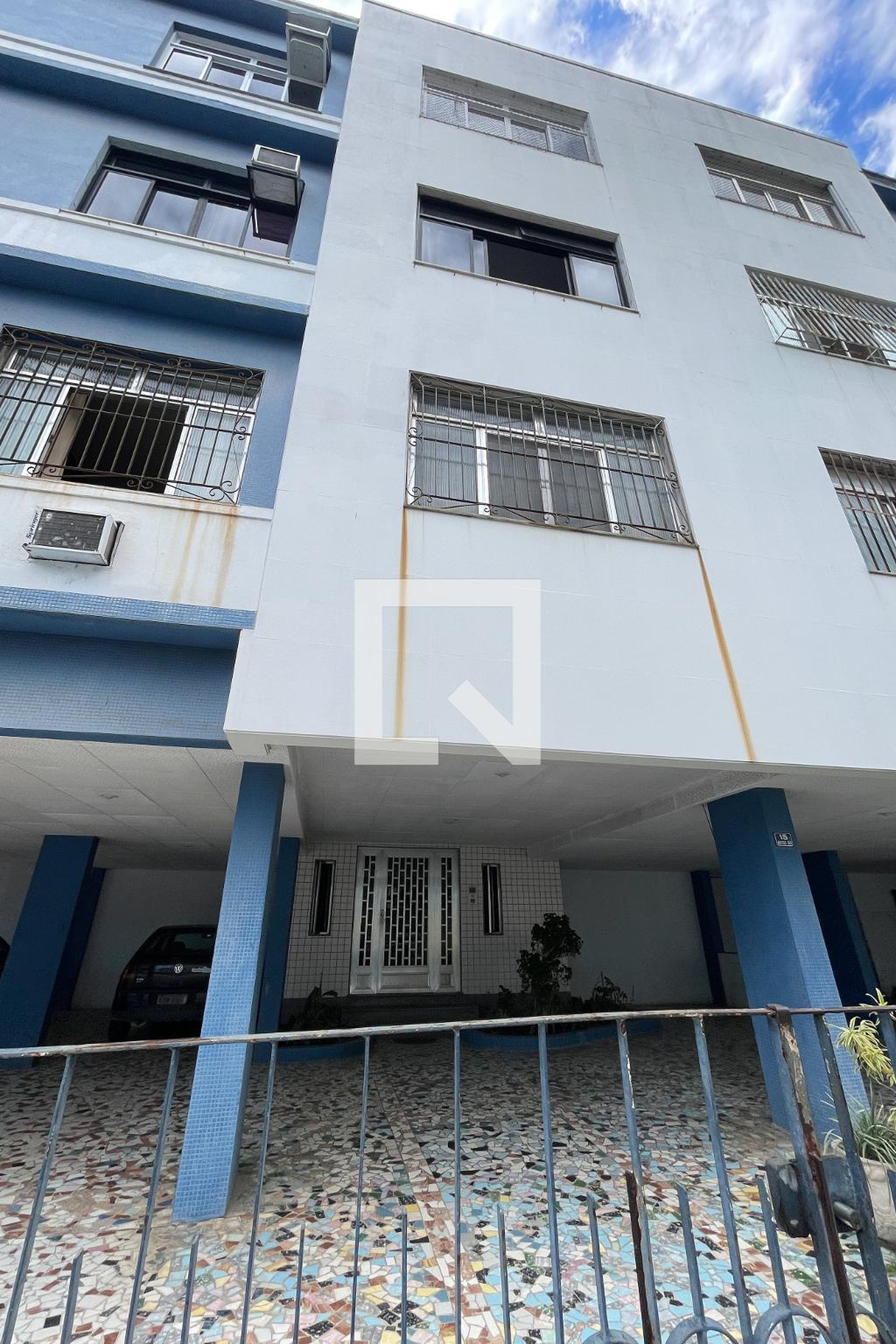 Fachada Condomínio em Rua Ana Neri, 15