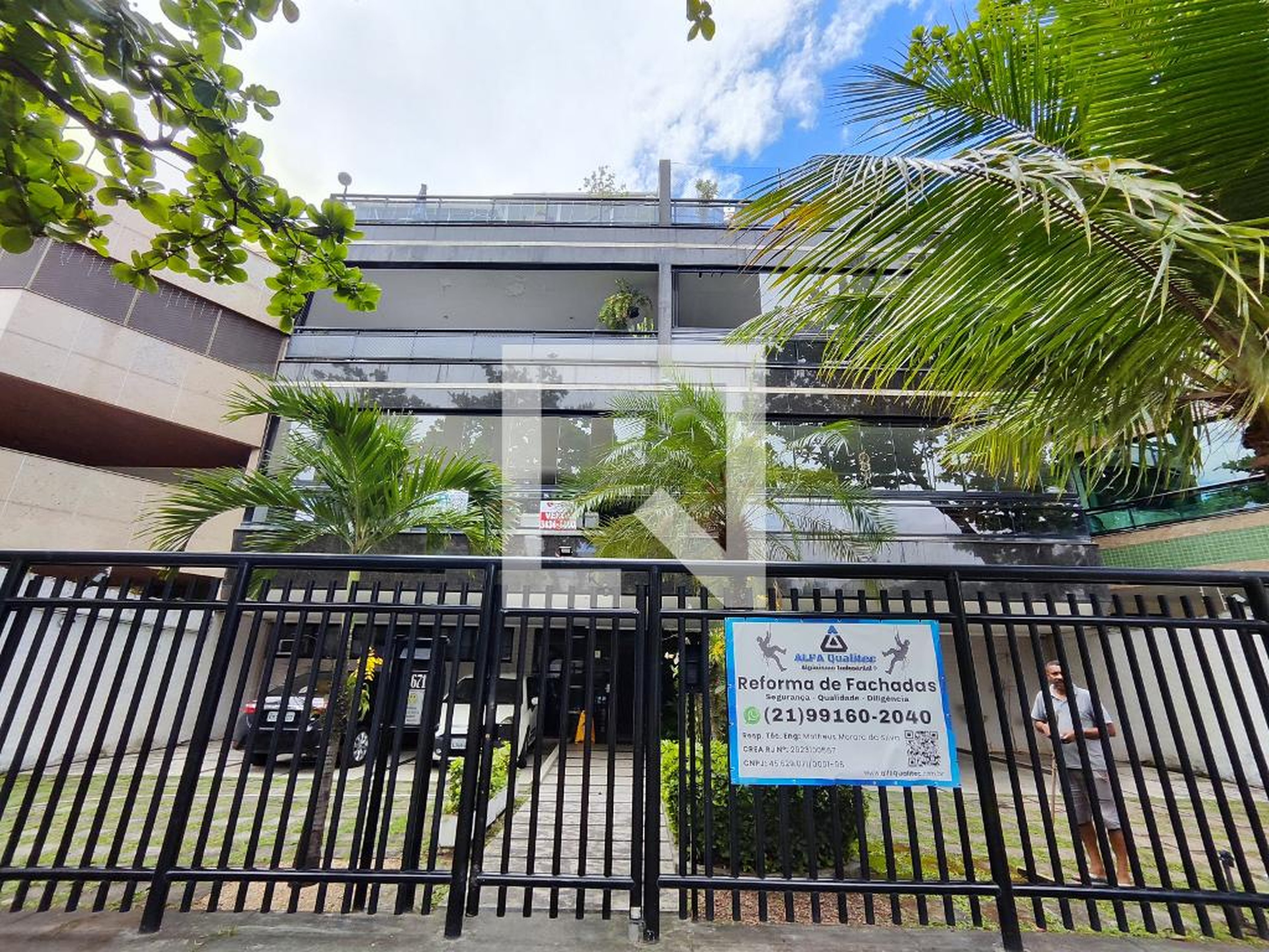 Fachada Condomínio em Avenida Genaro de Carvalho, 2671