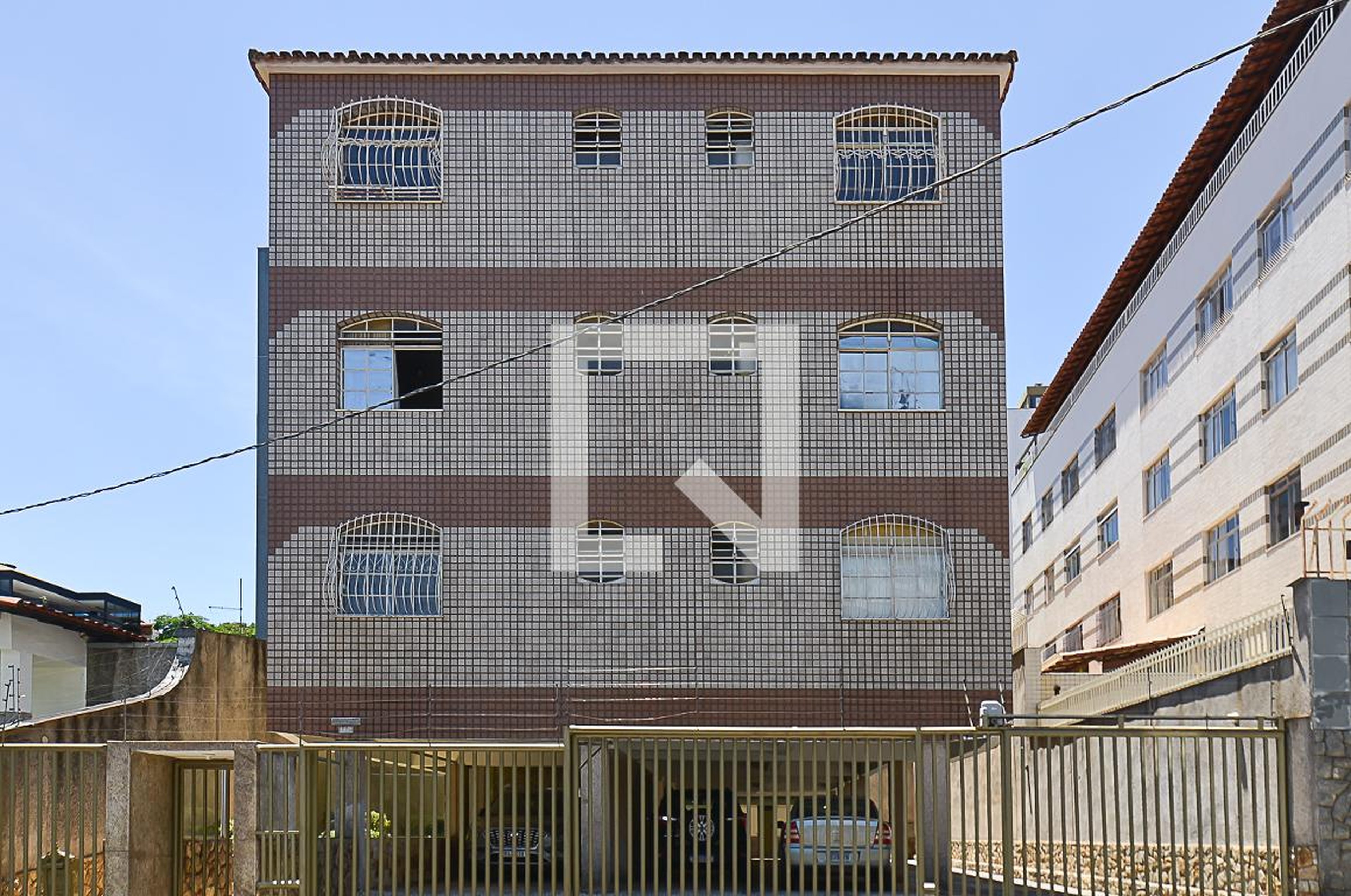 Fachada Condomínio em Rua Carvalhais de Paiva, 112