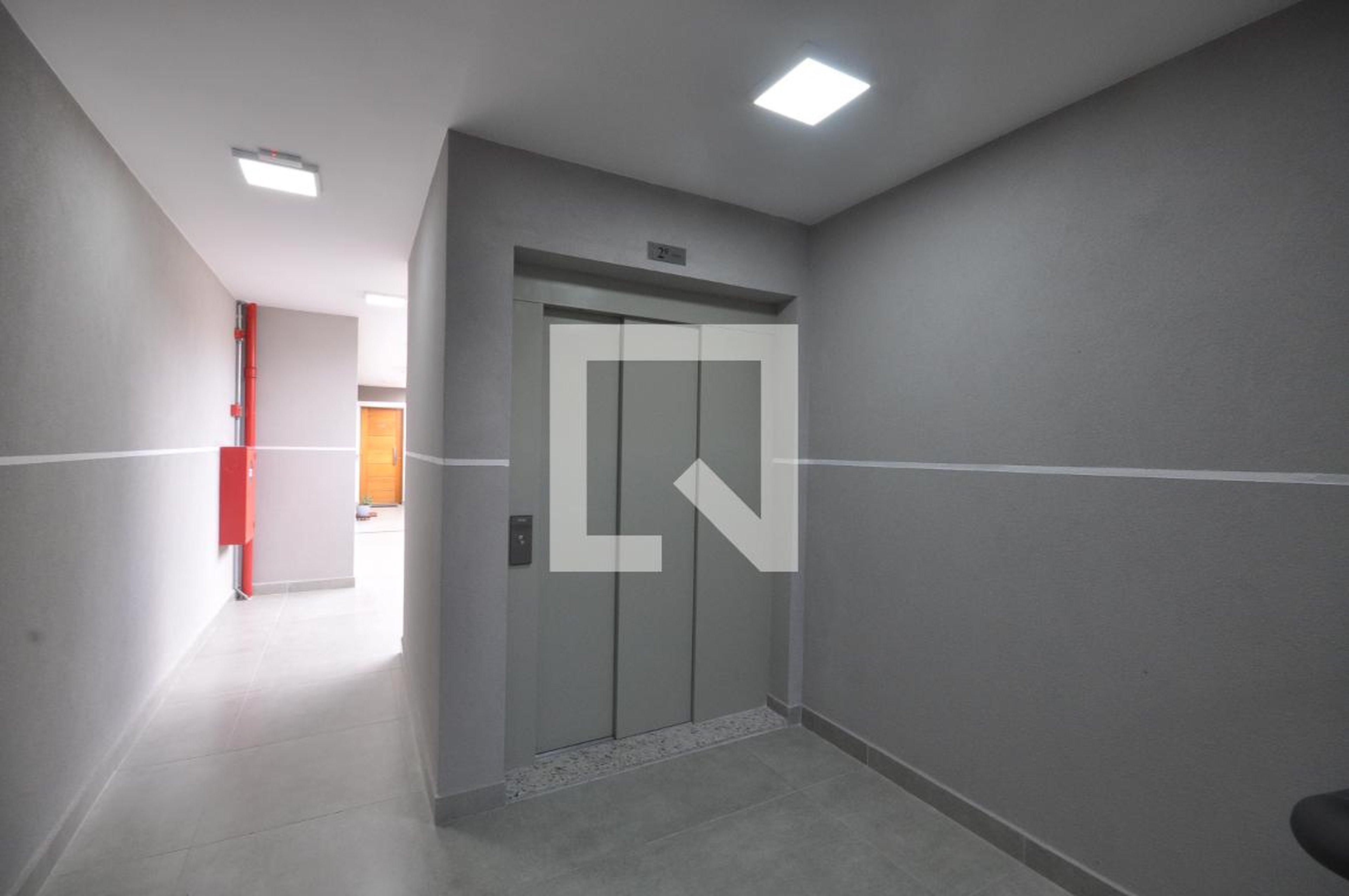 Elevador - Residencial Verona