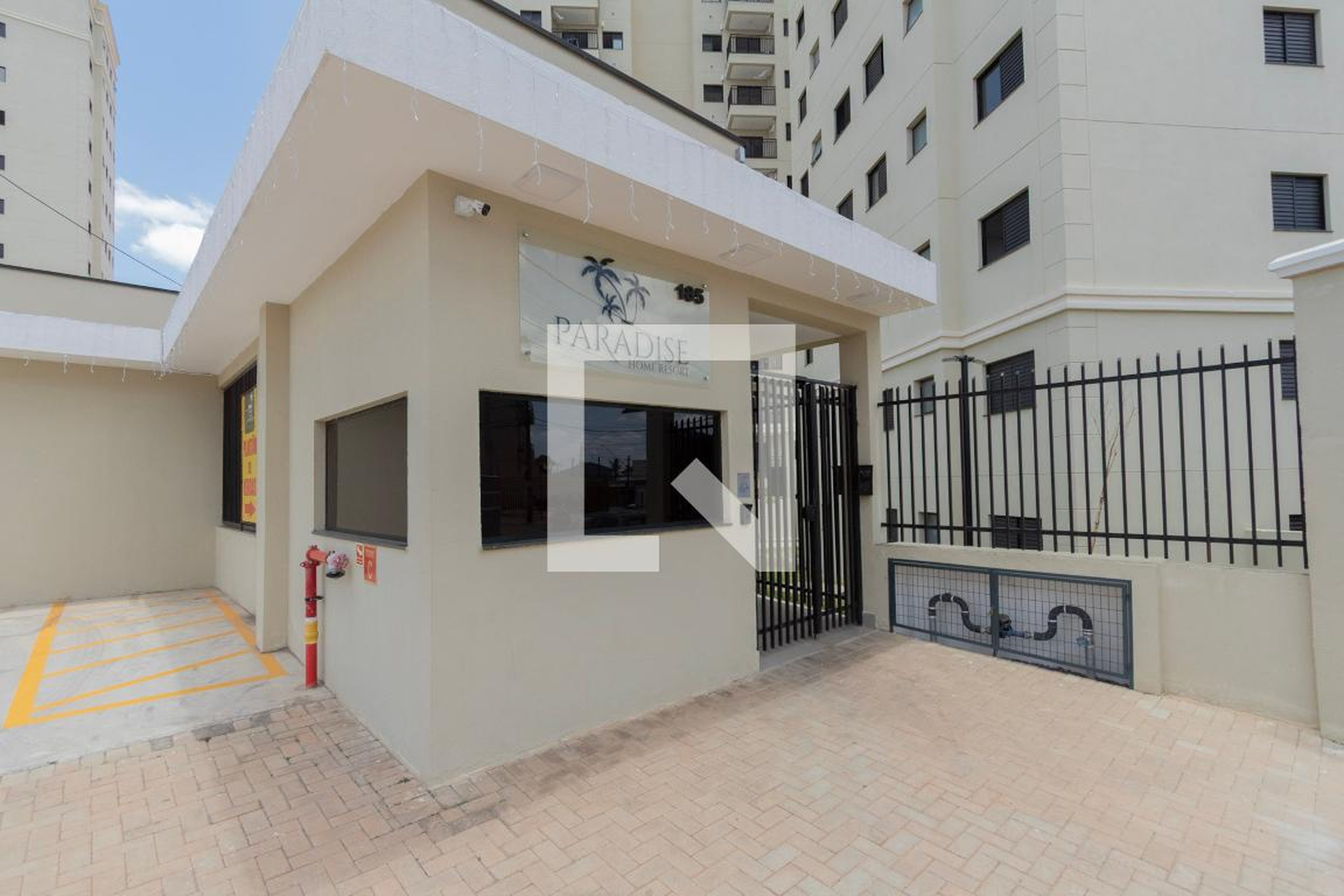 Fachada Condomínio Paradise Home Resort