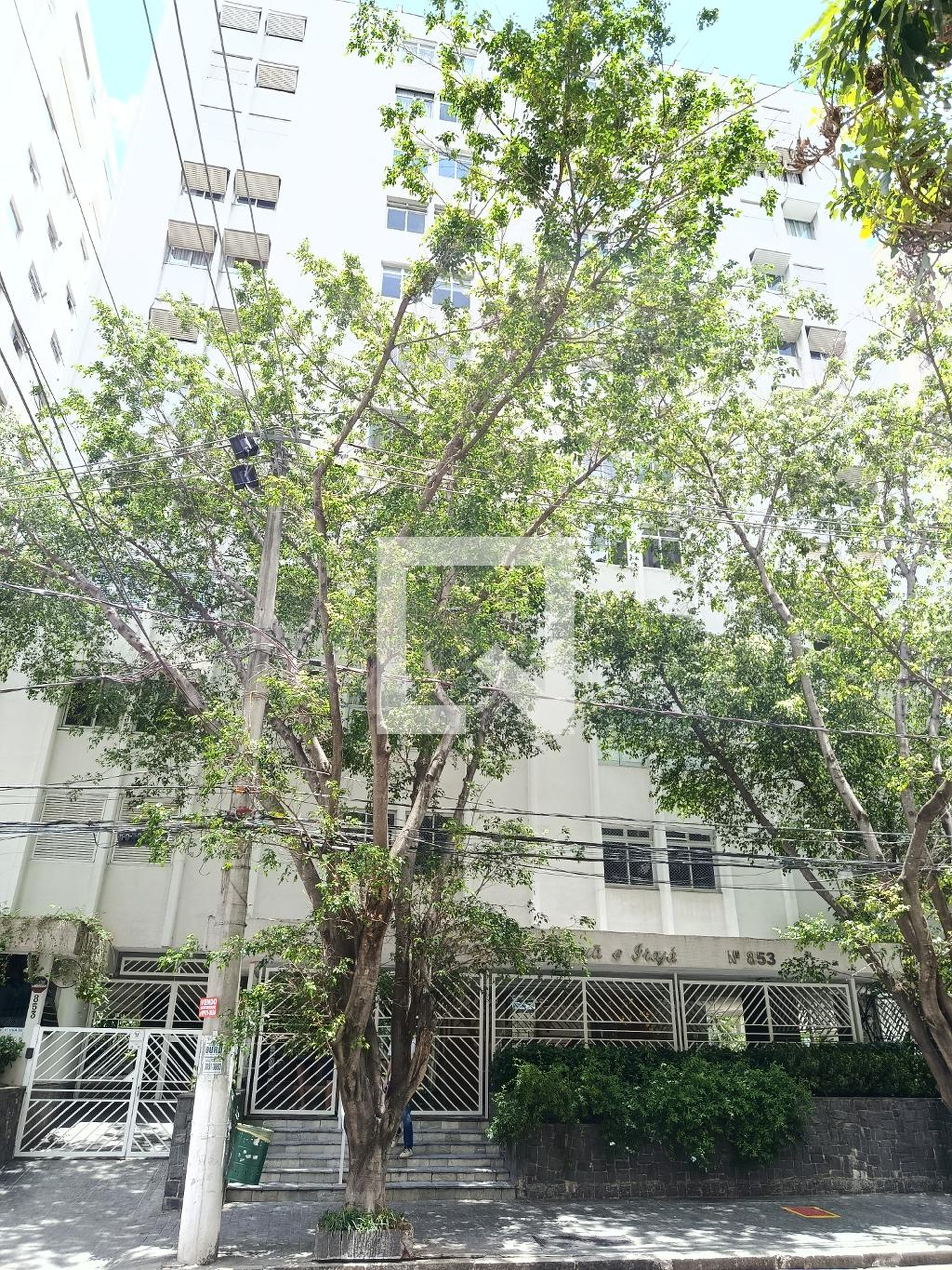 Fachada Condomínio Edif Irapuã e Iraja