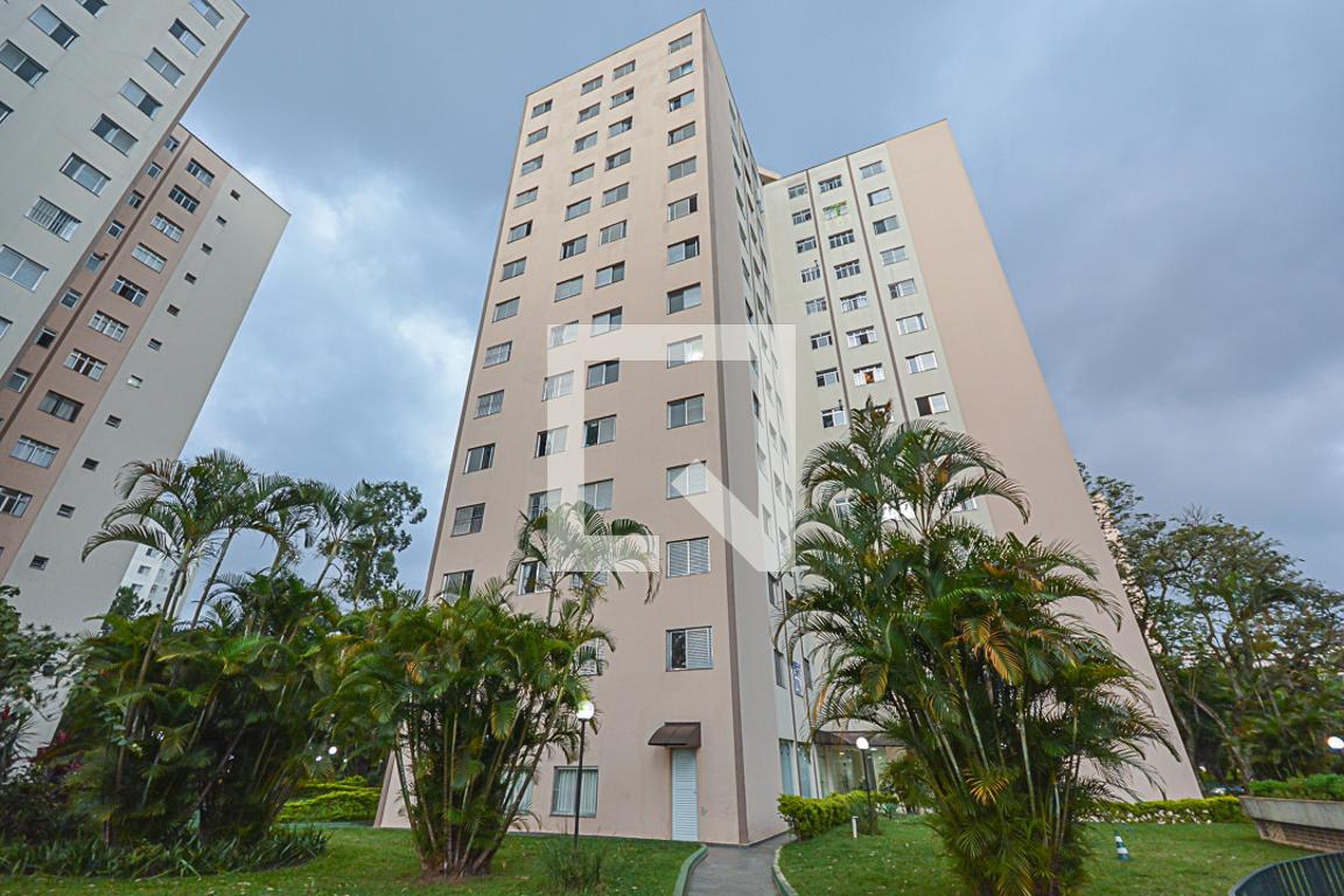 Fachada Condomínio em Avenida Interlagos, 871