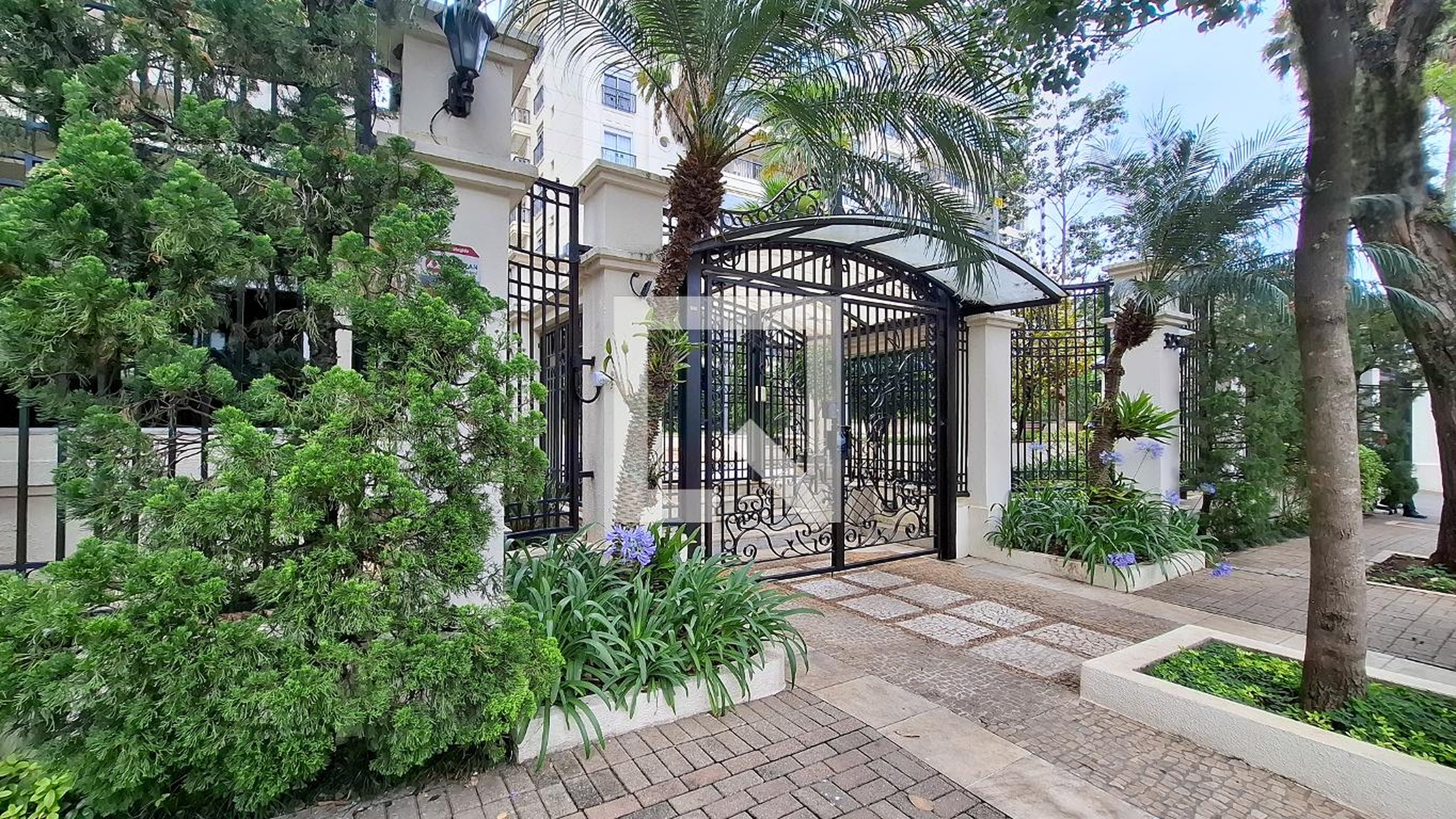 Fachada do Prédio Condomínio Les Jardins de Bordeaux