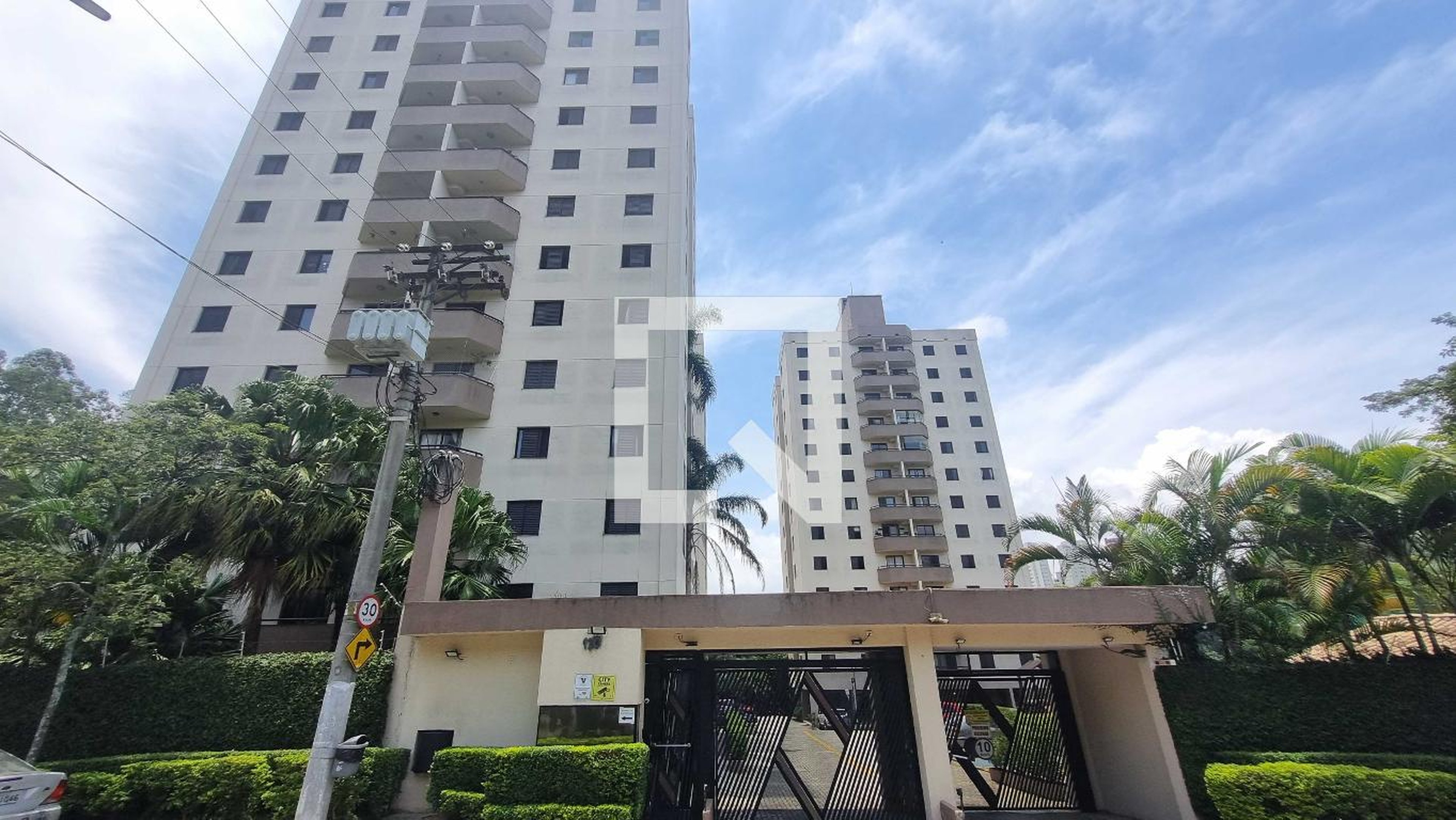 Fachada Condomínio Jardim dos Colégios