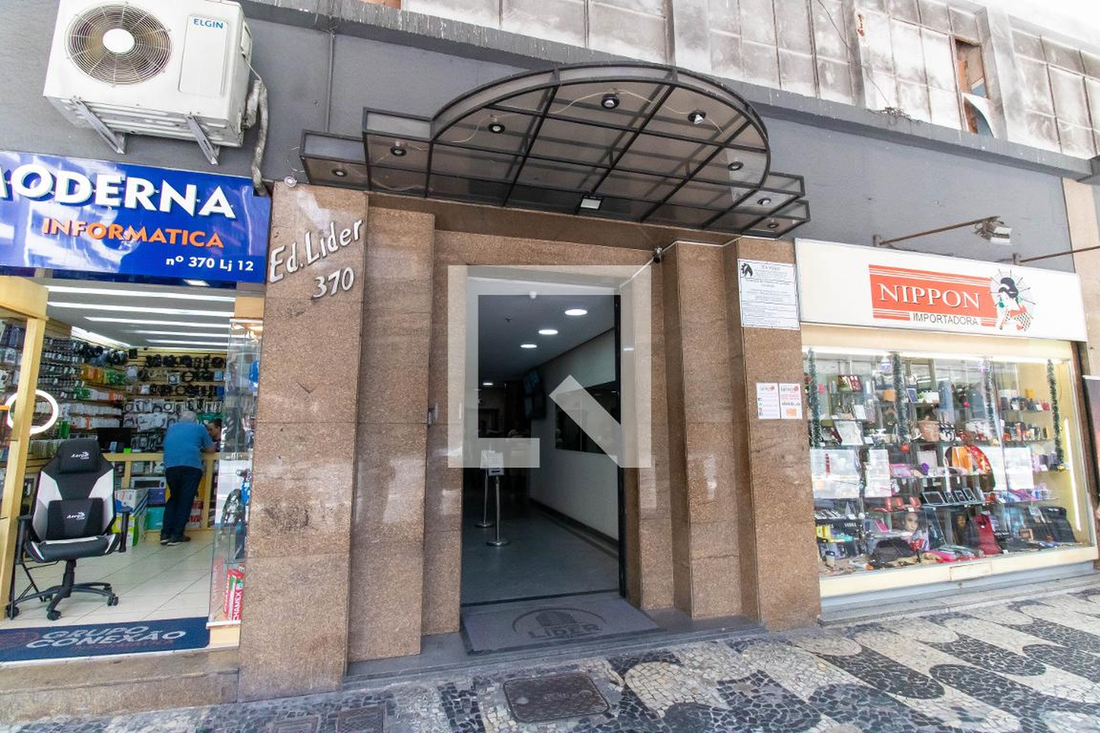 Fachada Edifício Líder