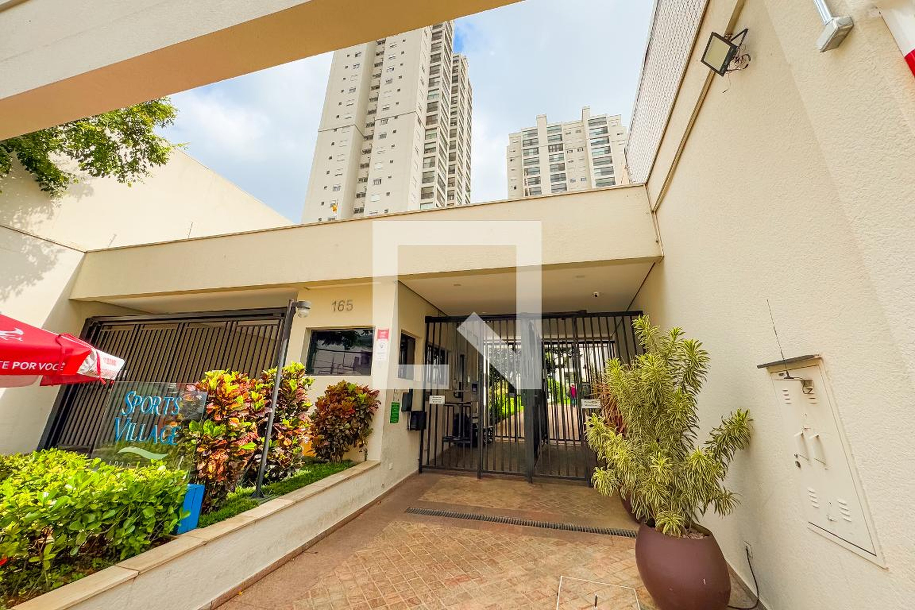 Fachada Condomínio Sports Village Ipiranga