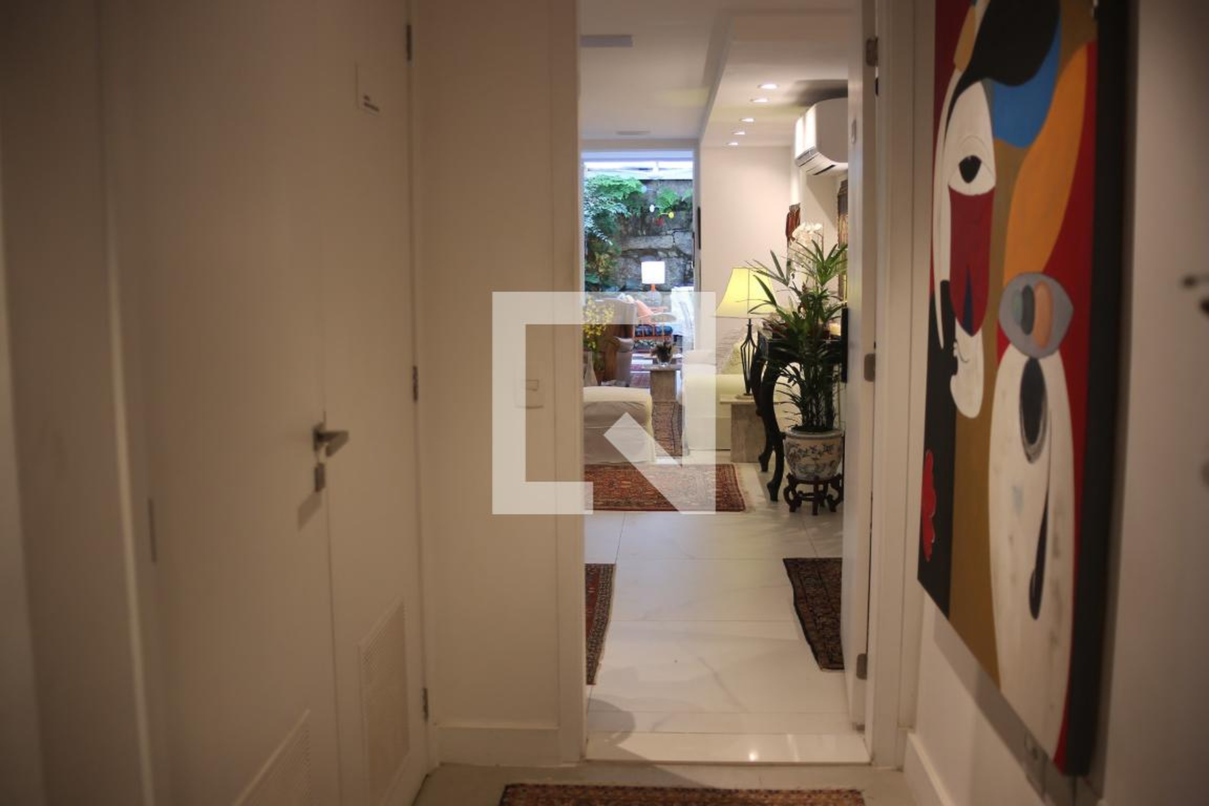 Hall de entrada Condomínio Five Lagoa Premium Houses