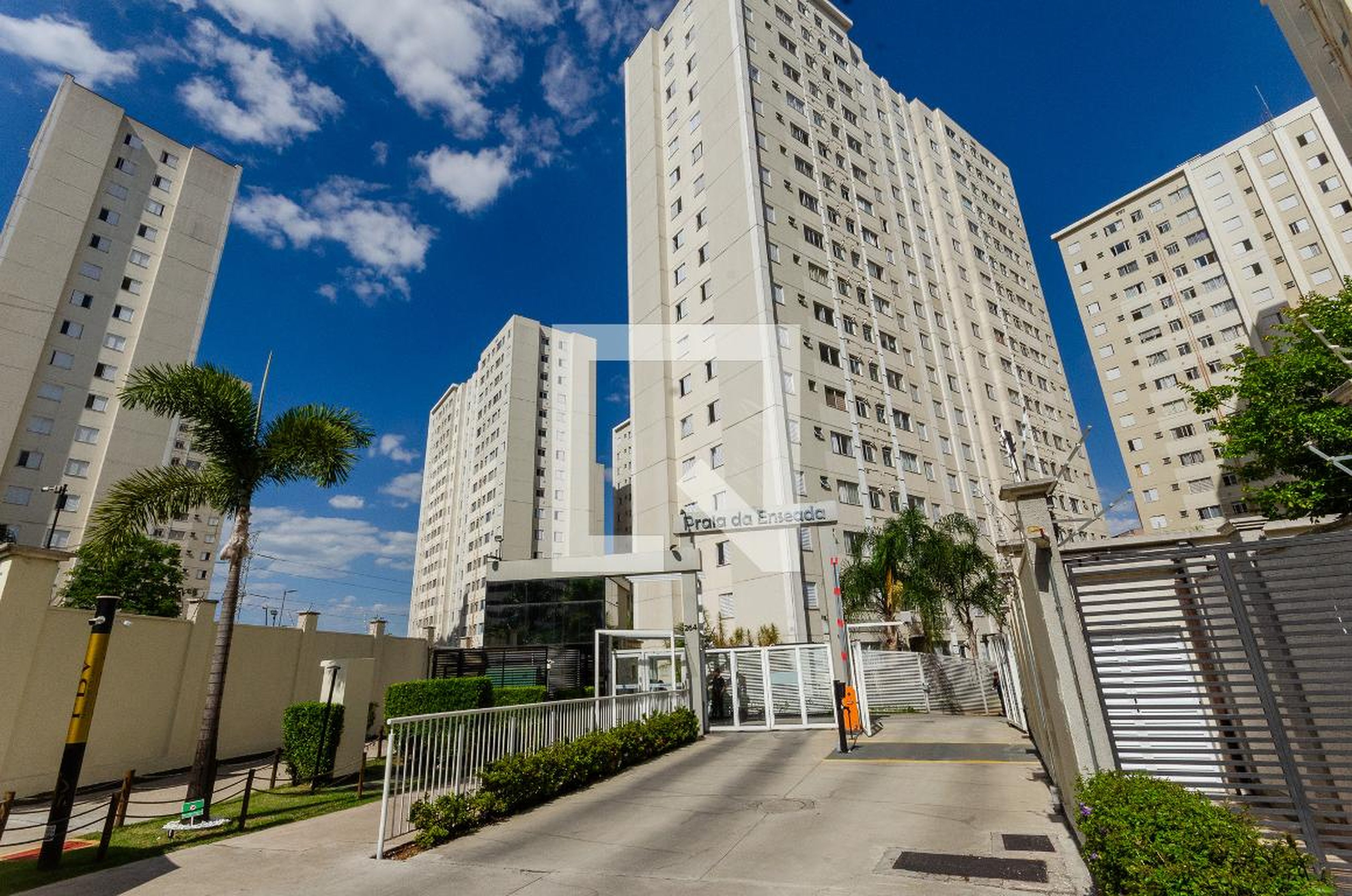 Fachada Condomínio Spazio Praia da Enseada