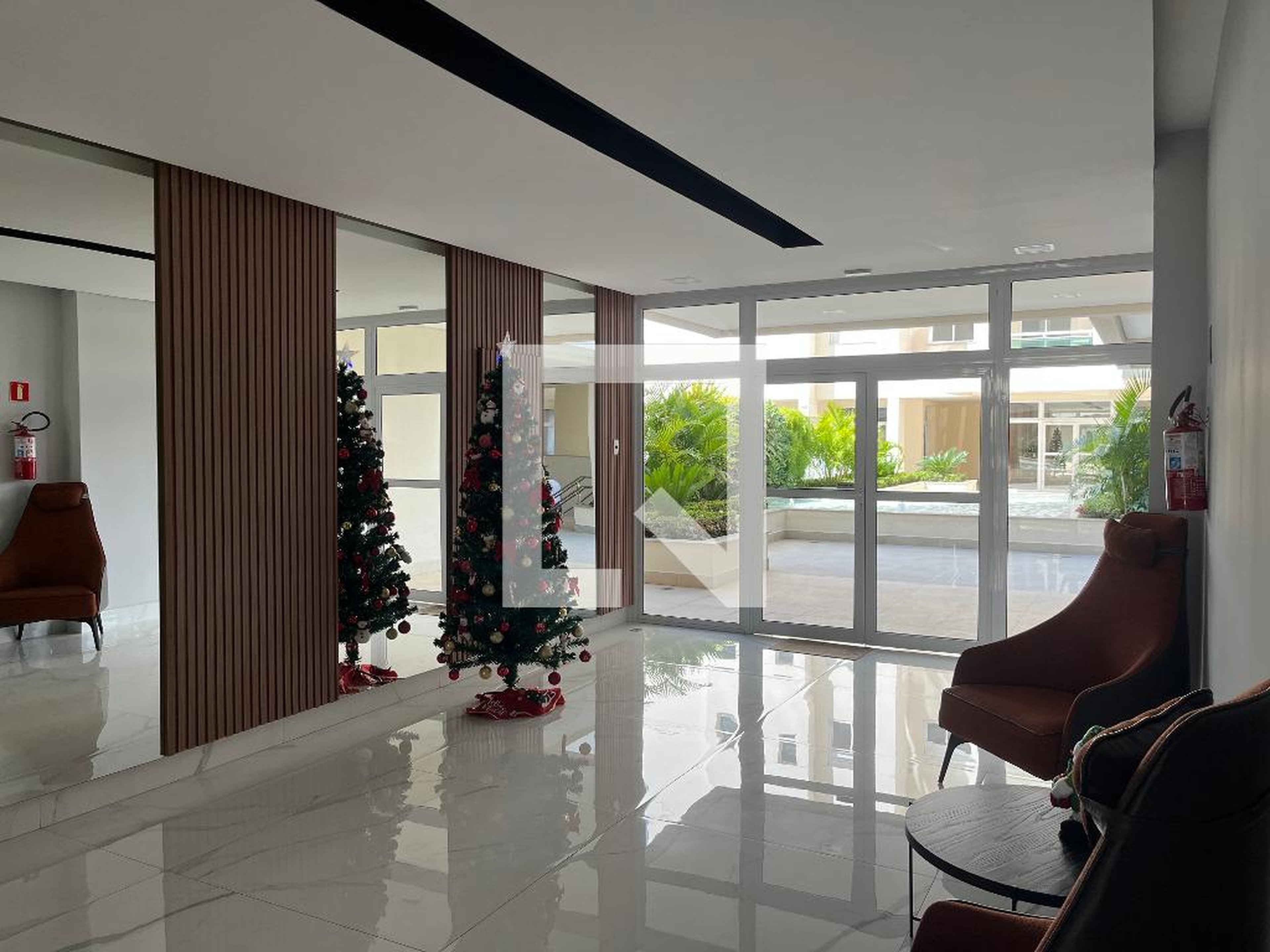 Hall - Attitude Home