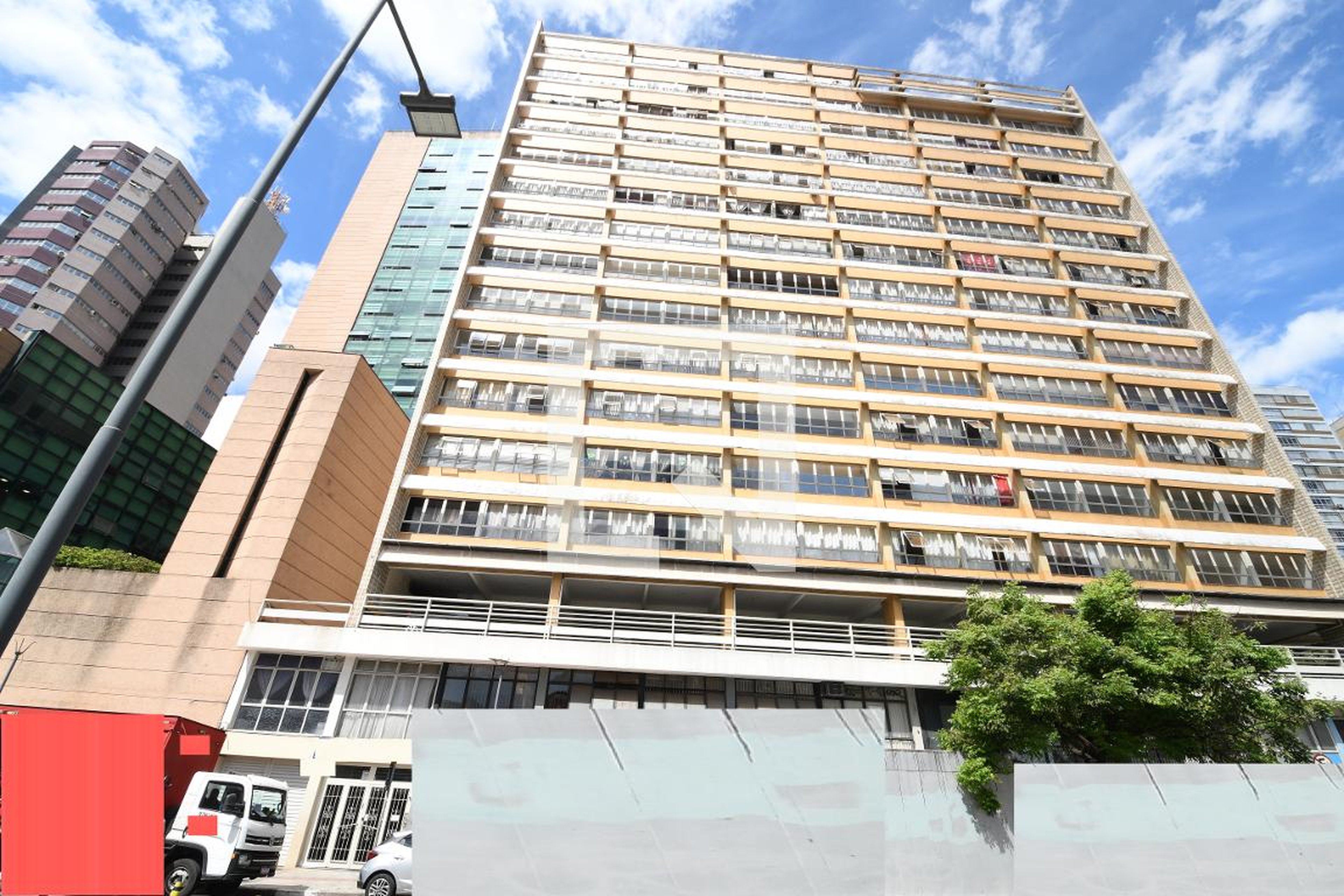 Fachada Condomínio Helena Steinberg