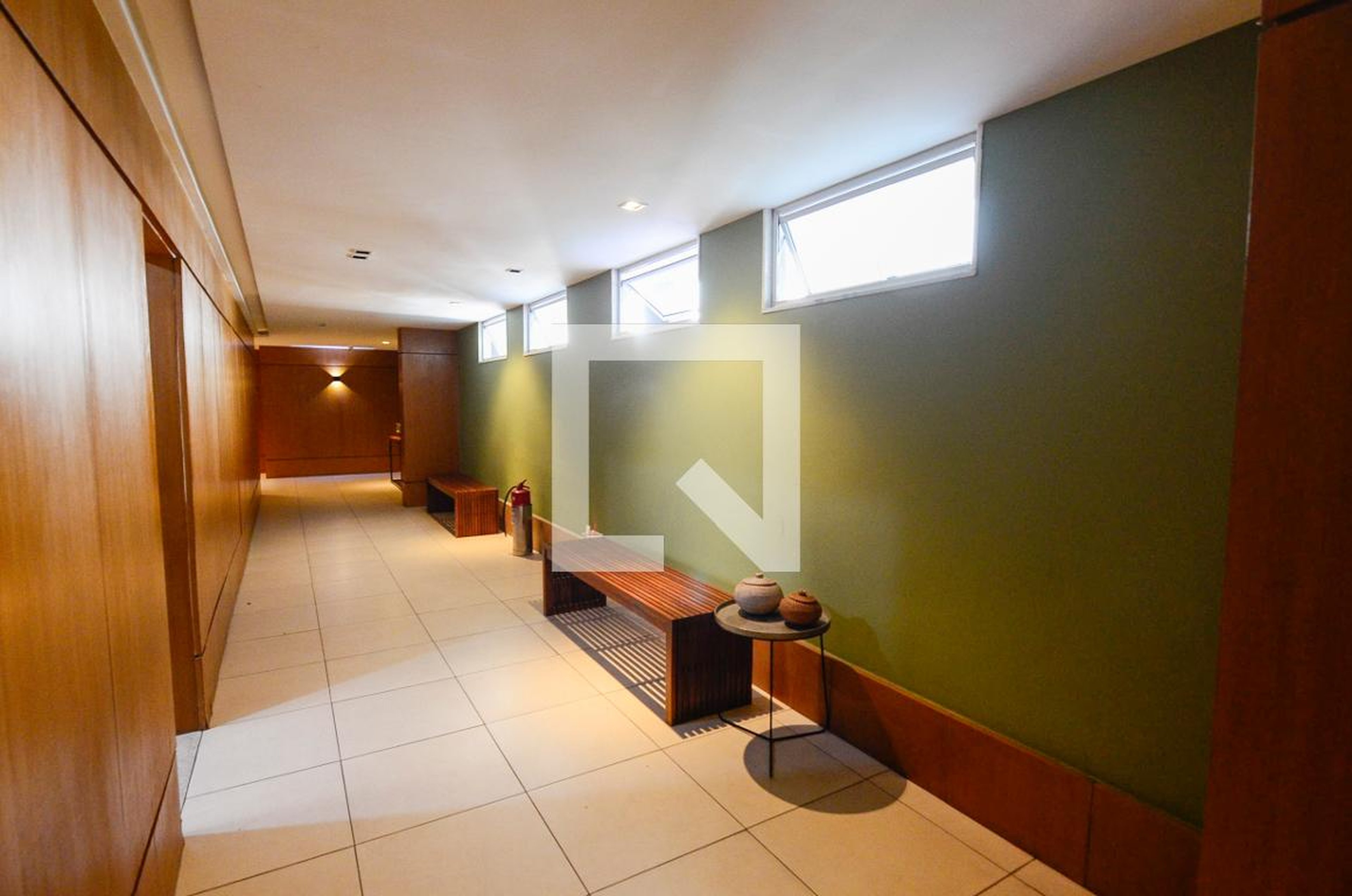 Hall - Fernando Capellão