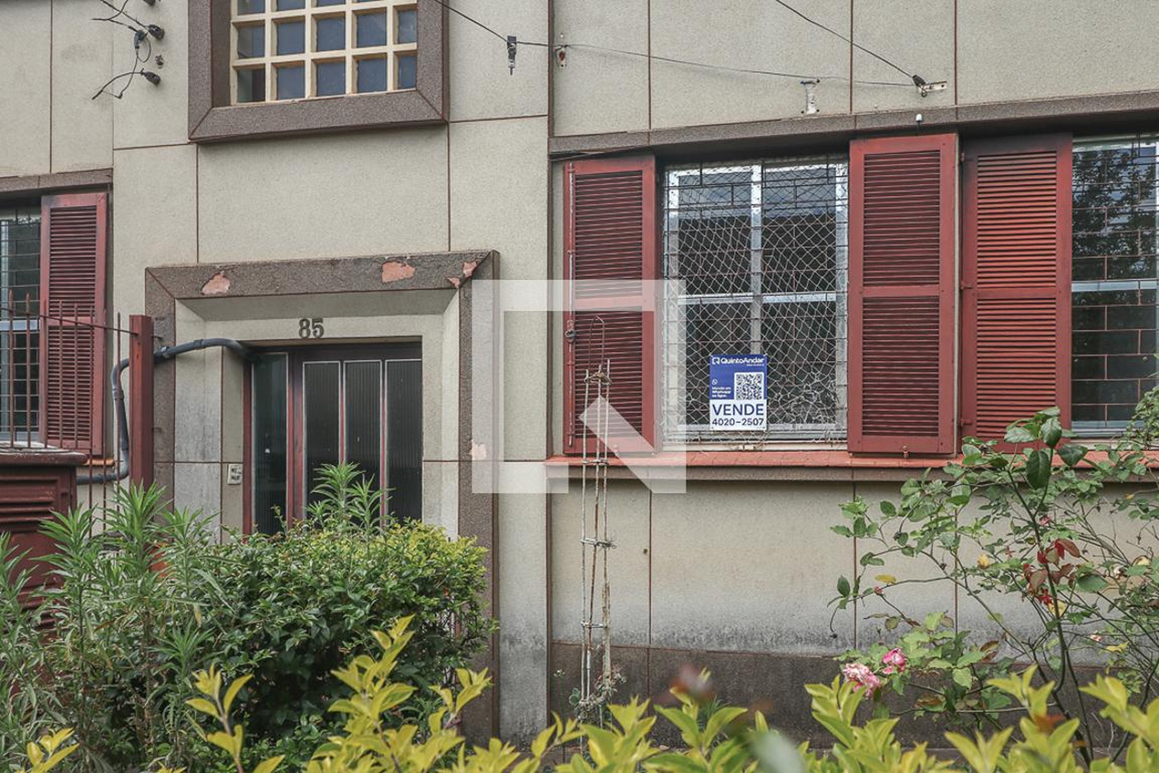 Fachada Condomínio em Rua José Carlos Ferreira, 85