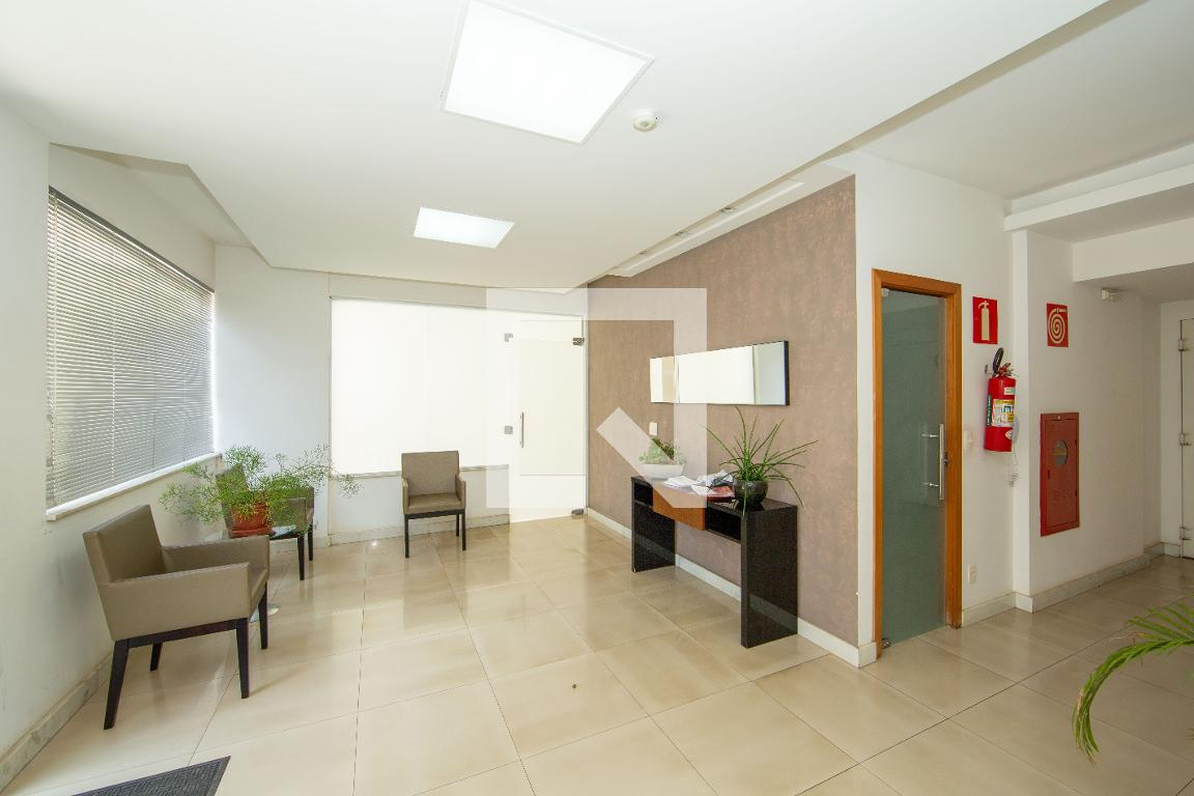 HALL - Santiago De Compostela