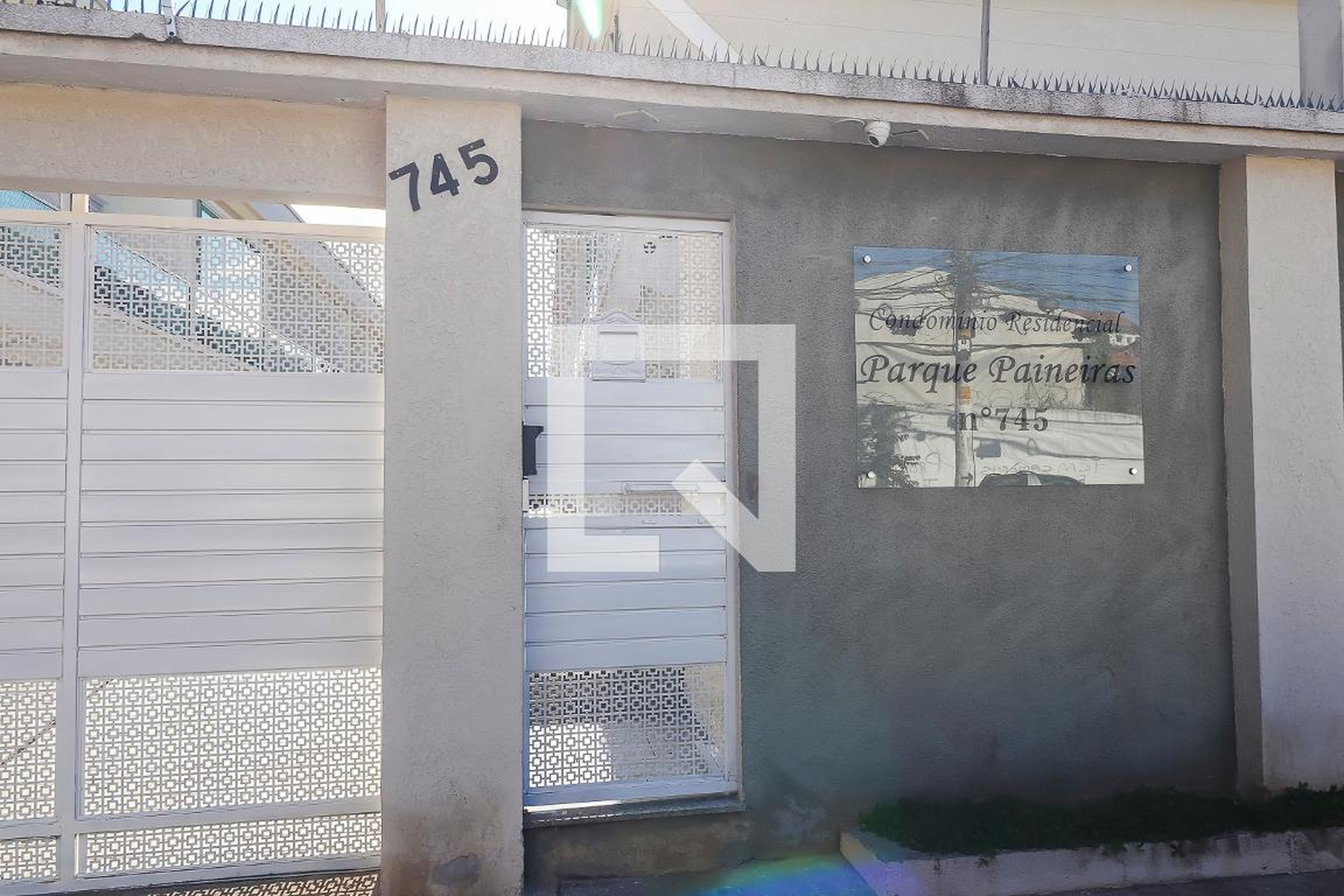 Fachada do Condomínio Condomínio em Rua Francisco Rodrigues Seckler, 745