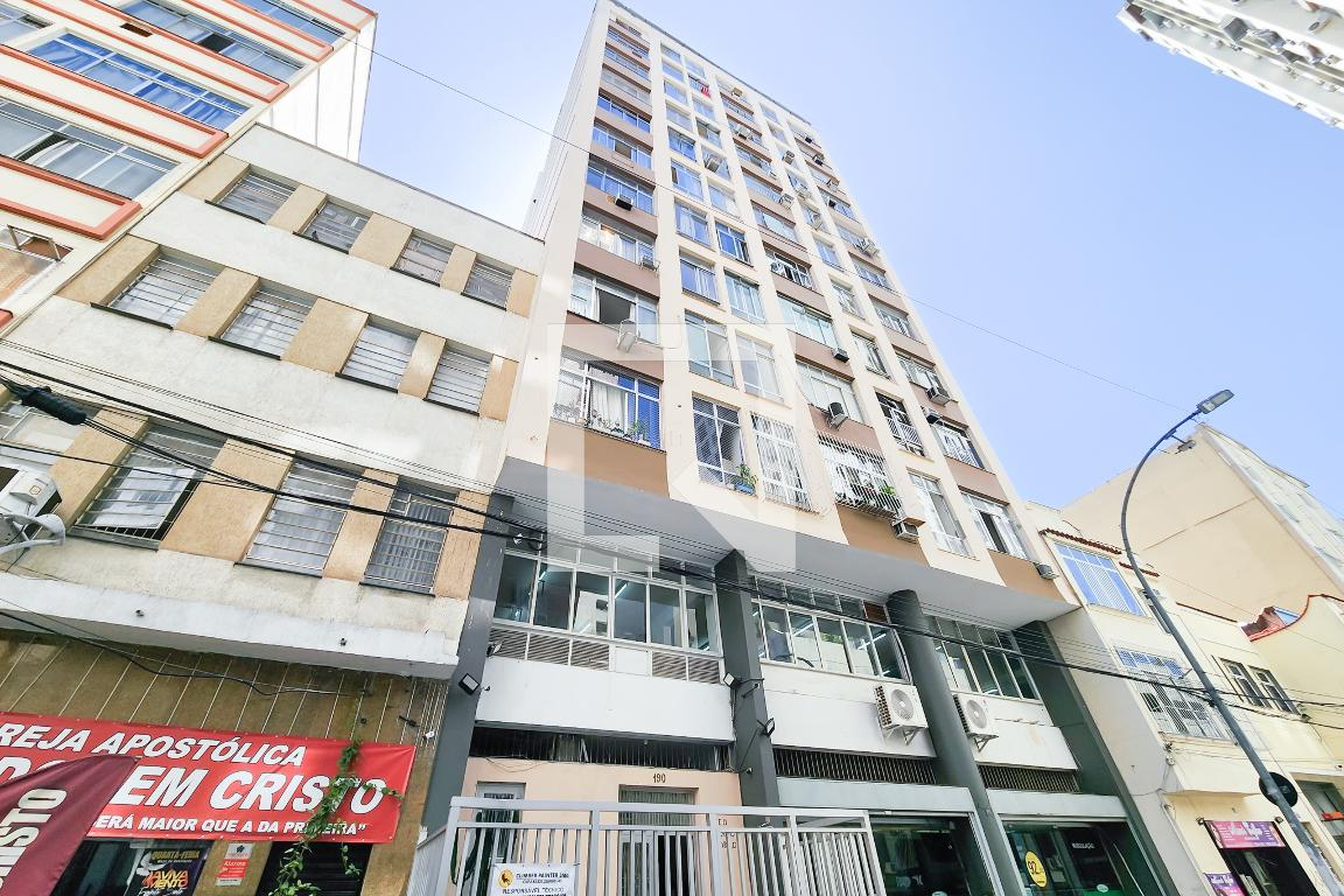 Fachada Condomínio Palacio Alvoarada