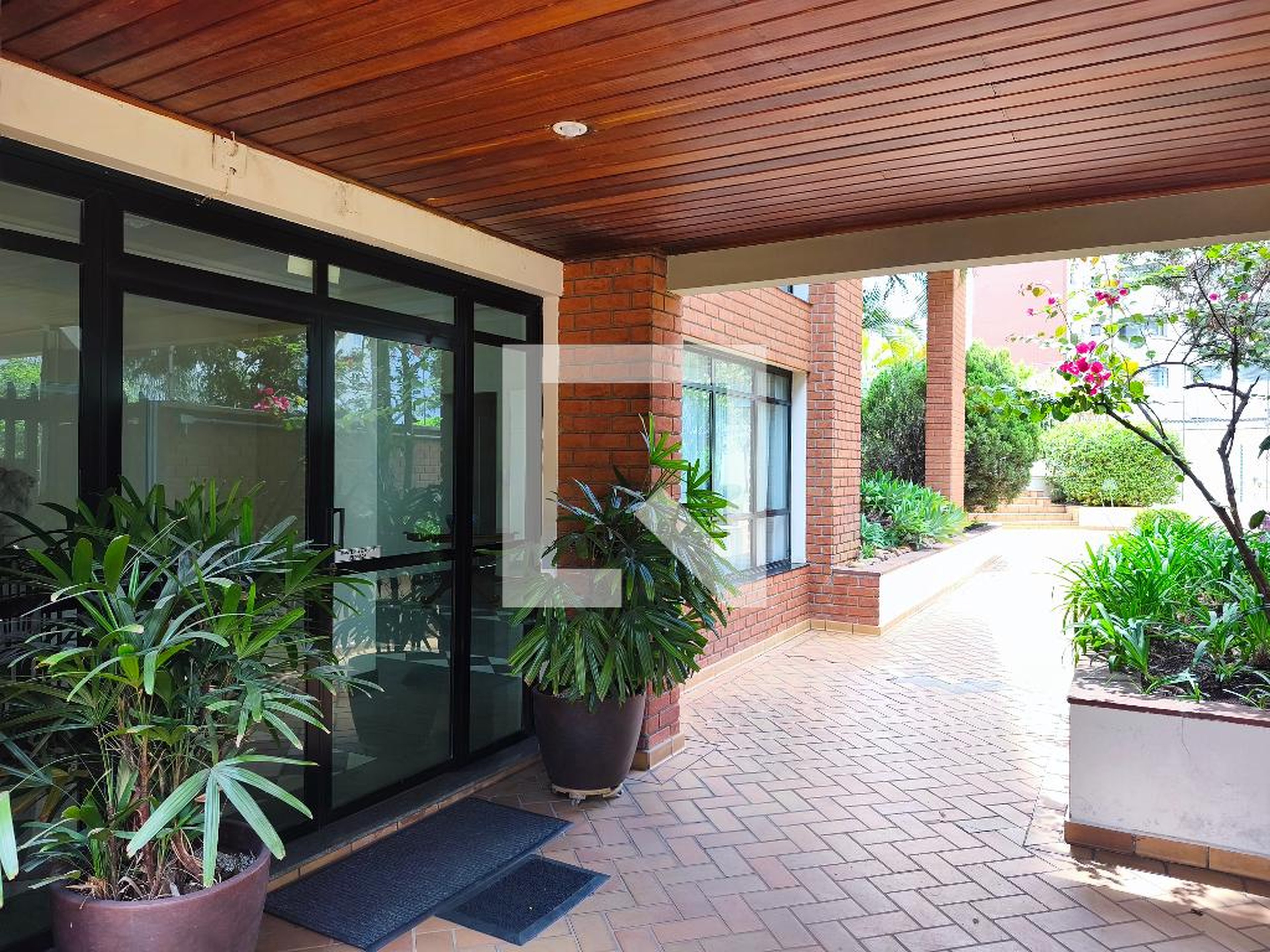 Entrada - Mariana's Residence