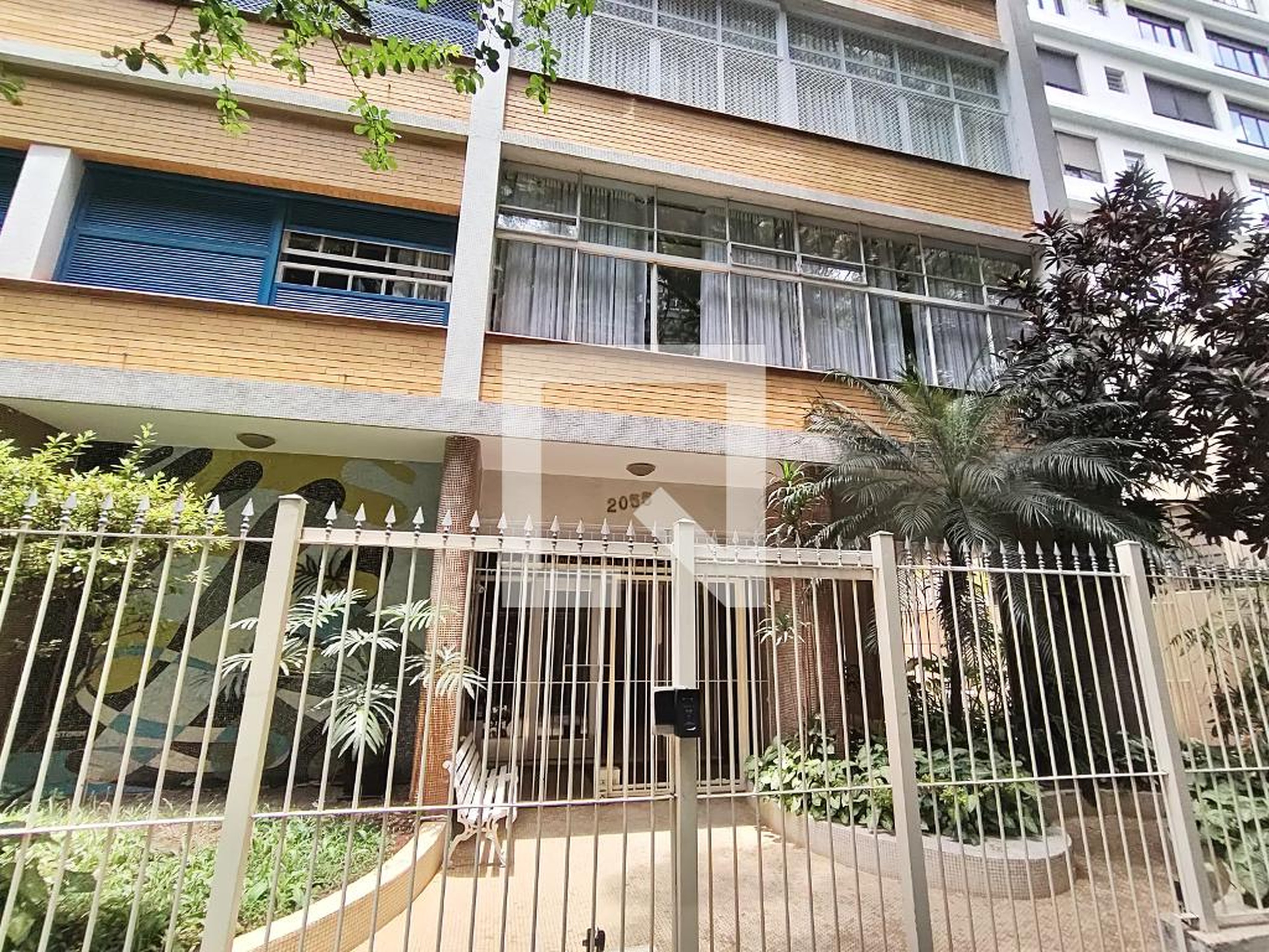 Fachada Edifício Embaixador