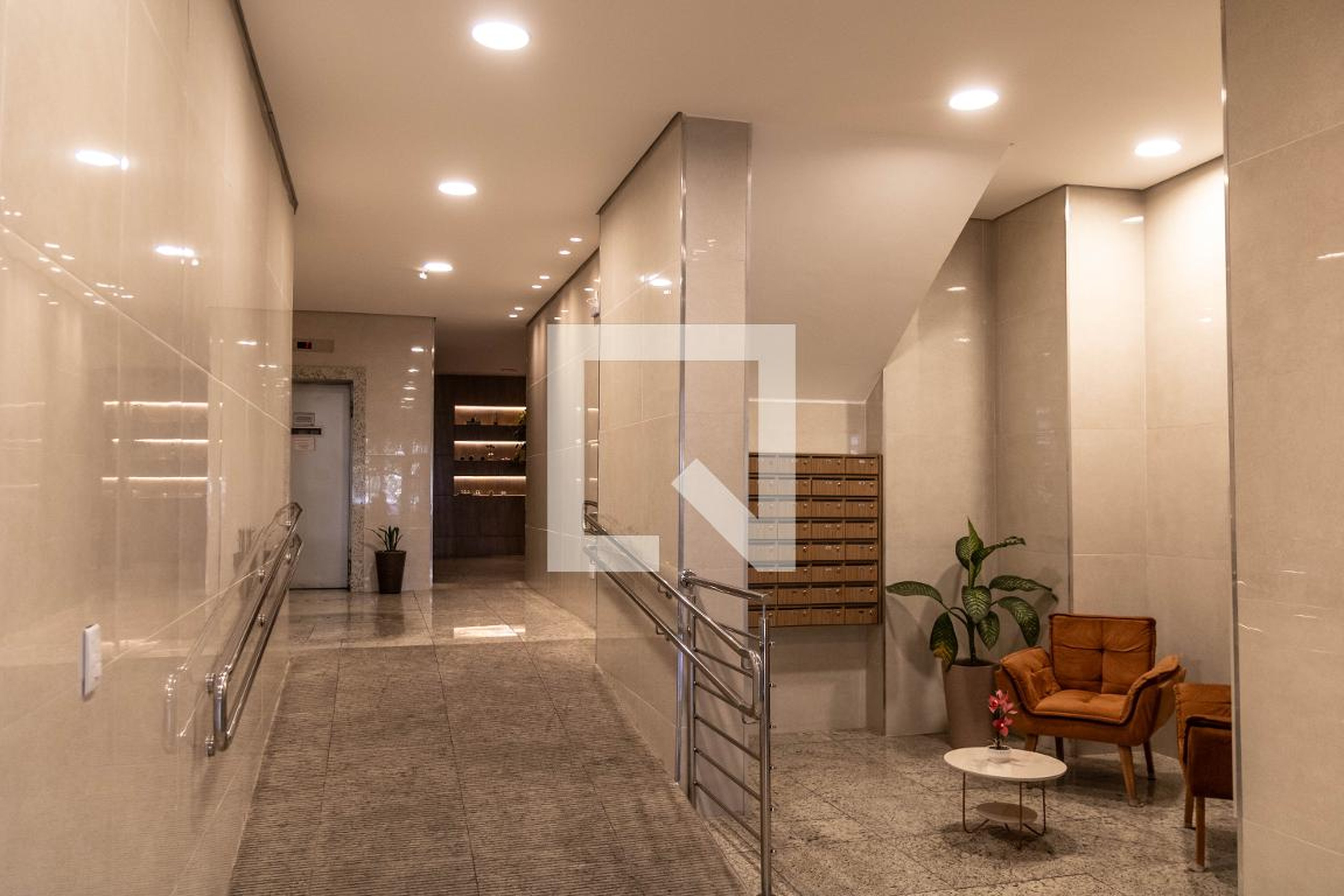 Hall de entrada - Edifício Paula Ferreira