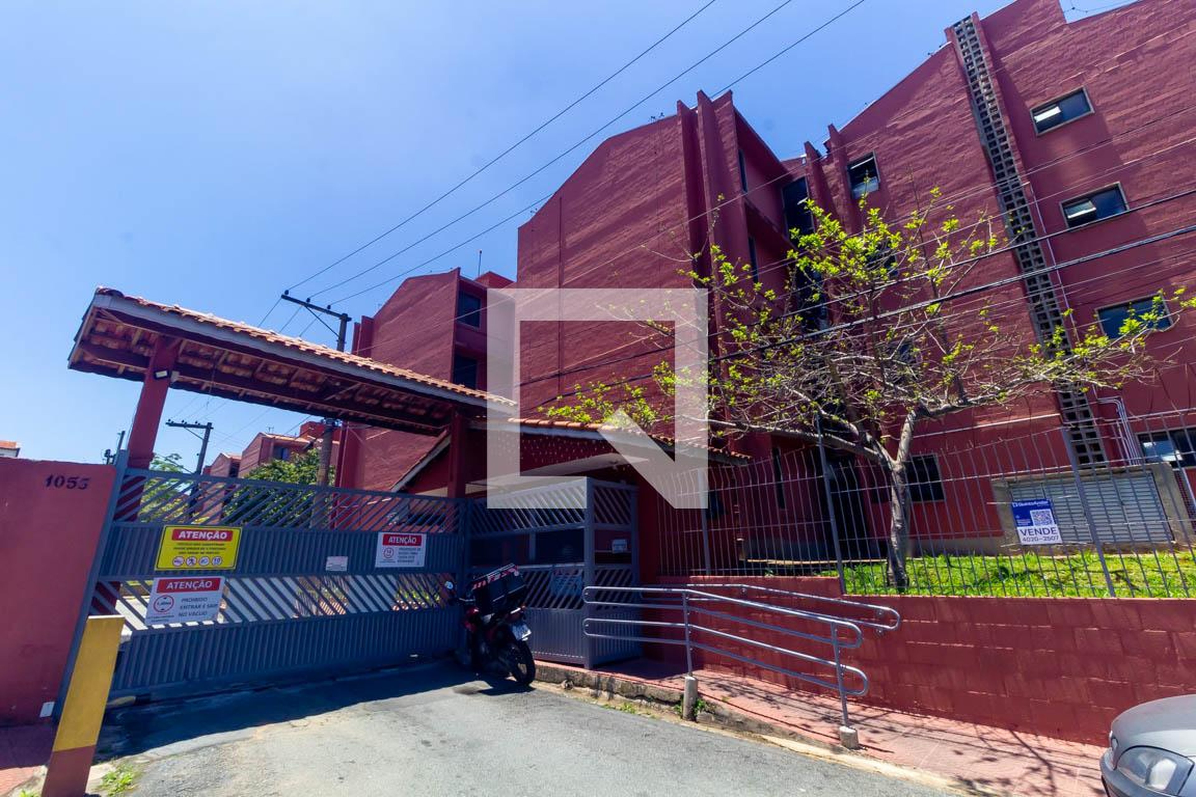 Fachada Condomínio 5 de Junho