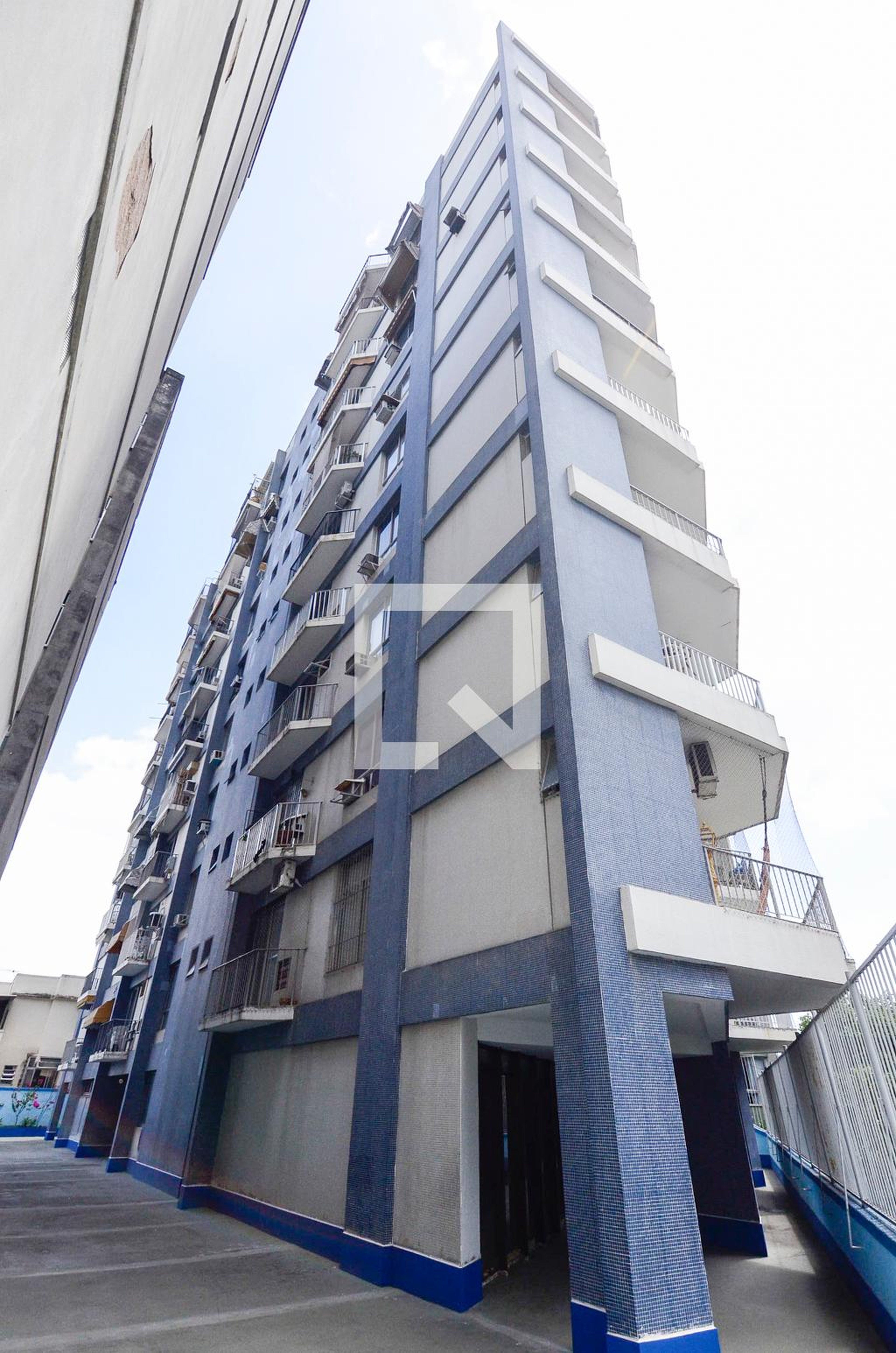 Fachada Condomínio Bandeirante Sebastião de Freitas