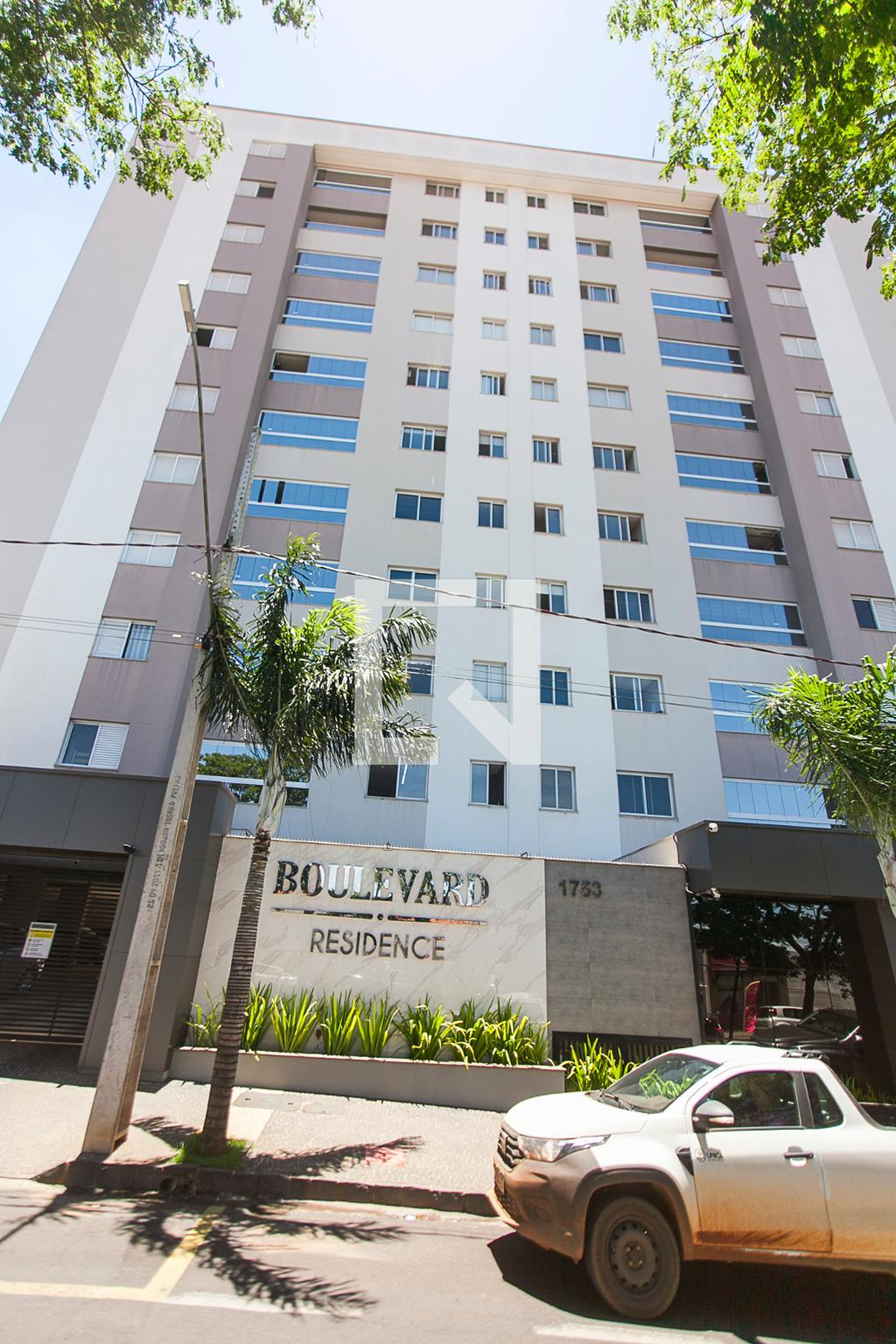 Fachada Condomínio Boulevard Residence