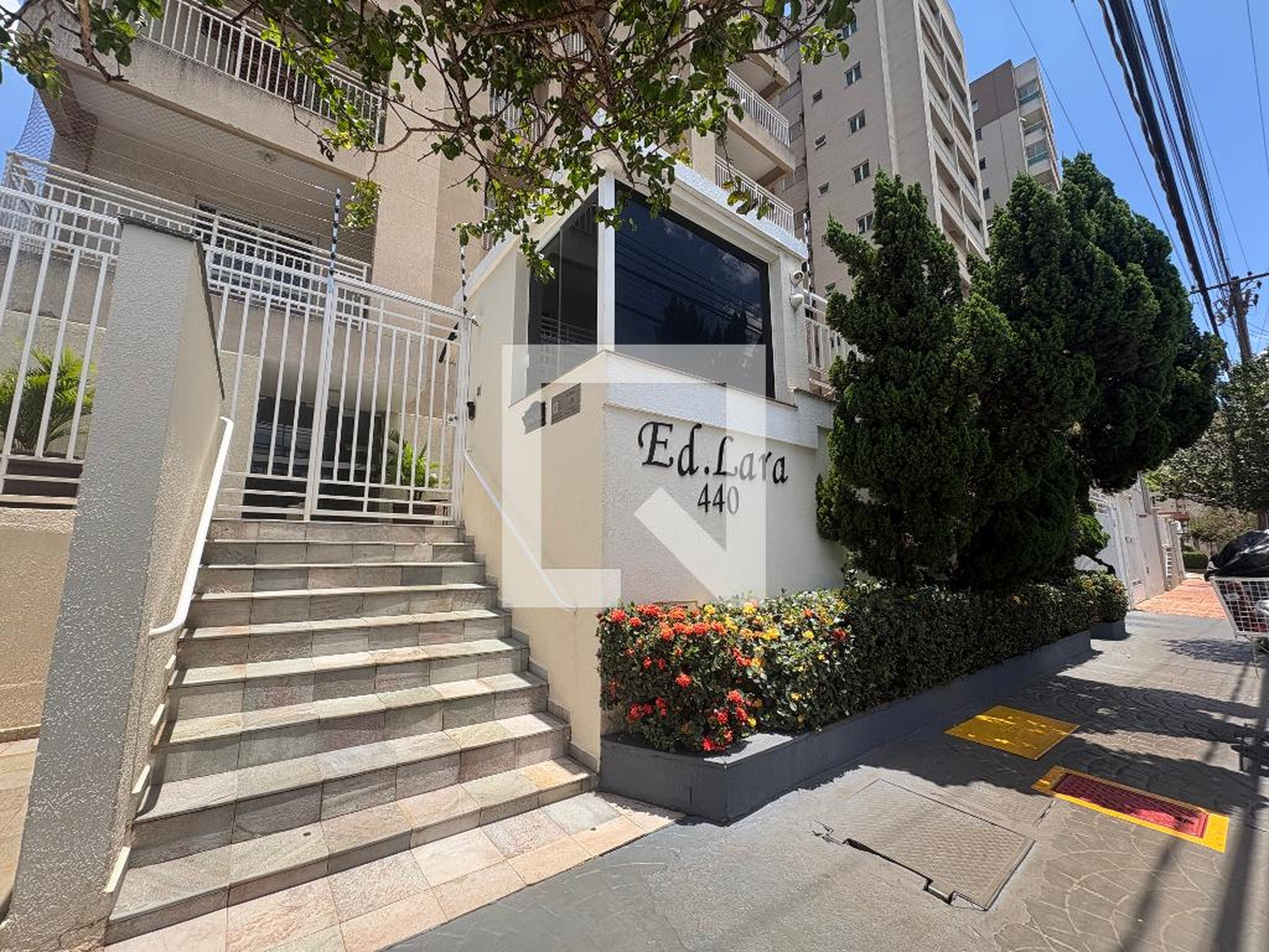 Fachada Condomínio Lara