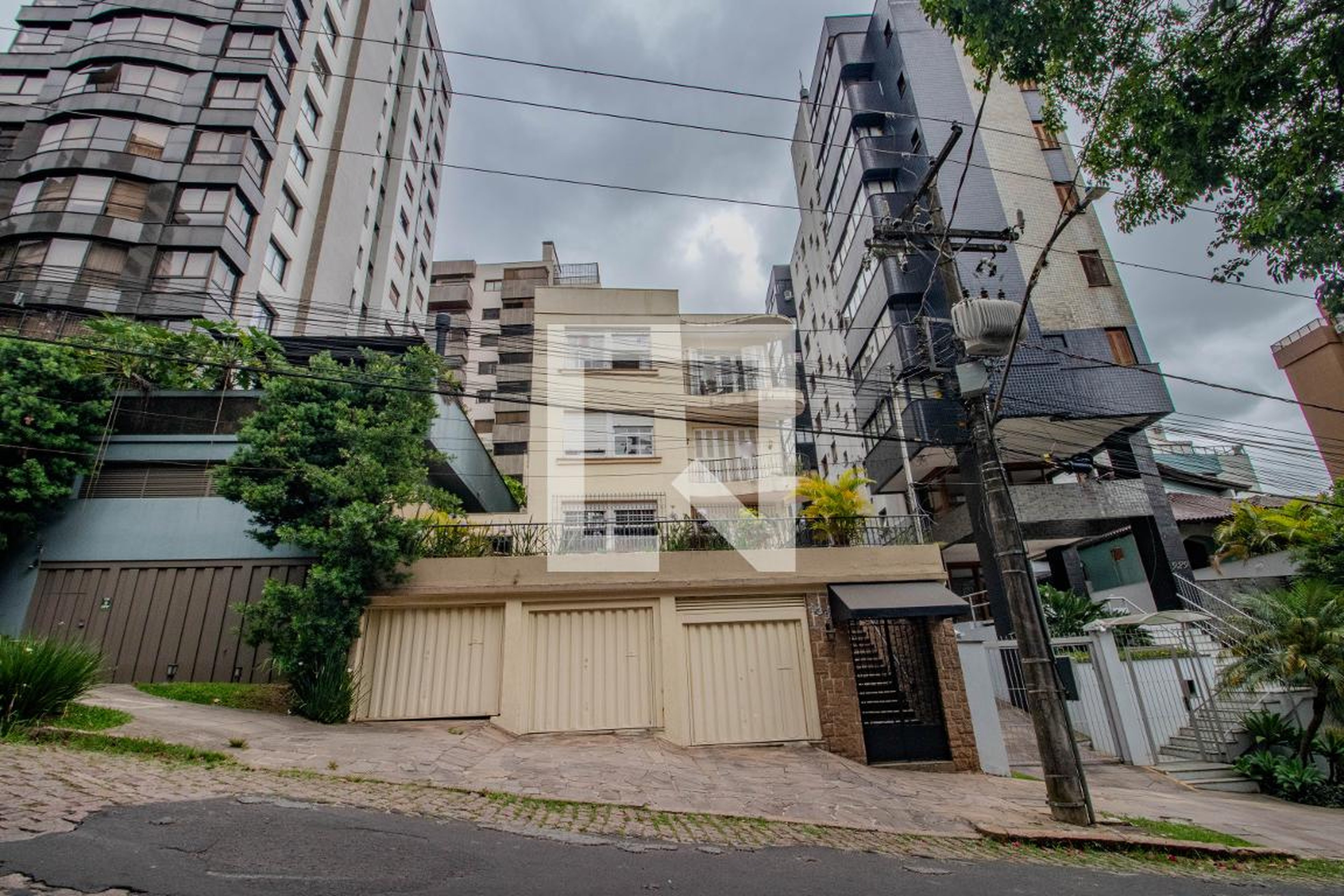 Fachada Condomínio em Rua Silva Jardim, 939