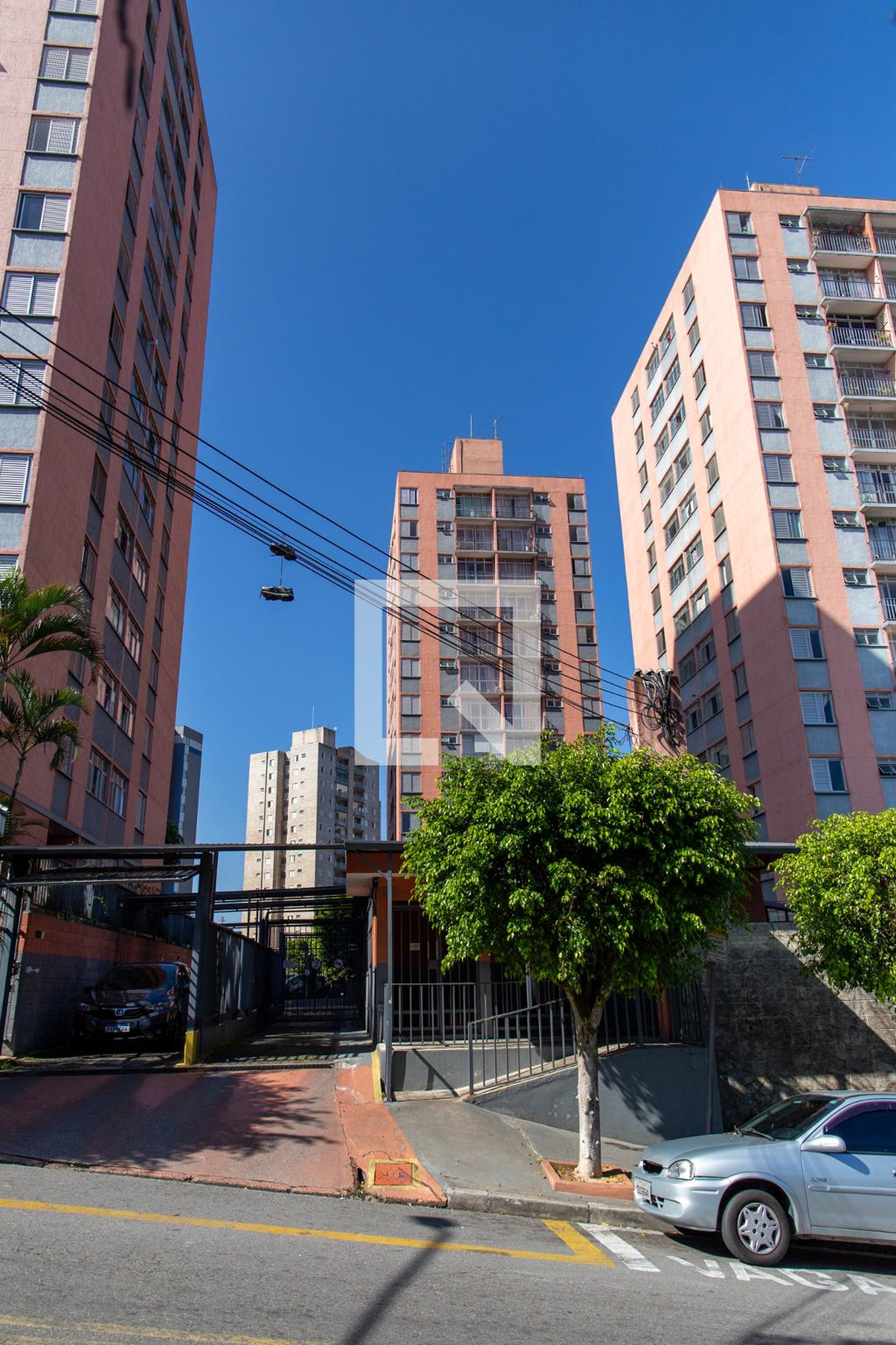 Fachada do condomínio Condomínio Costa Marina