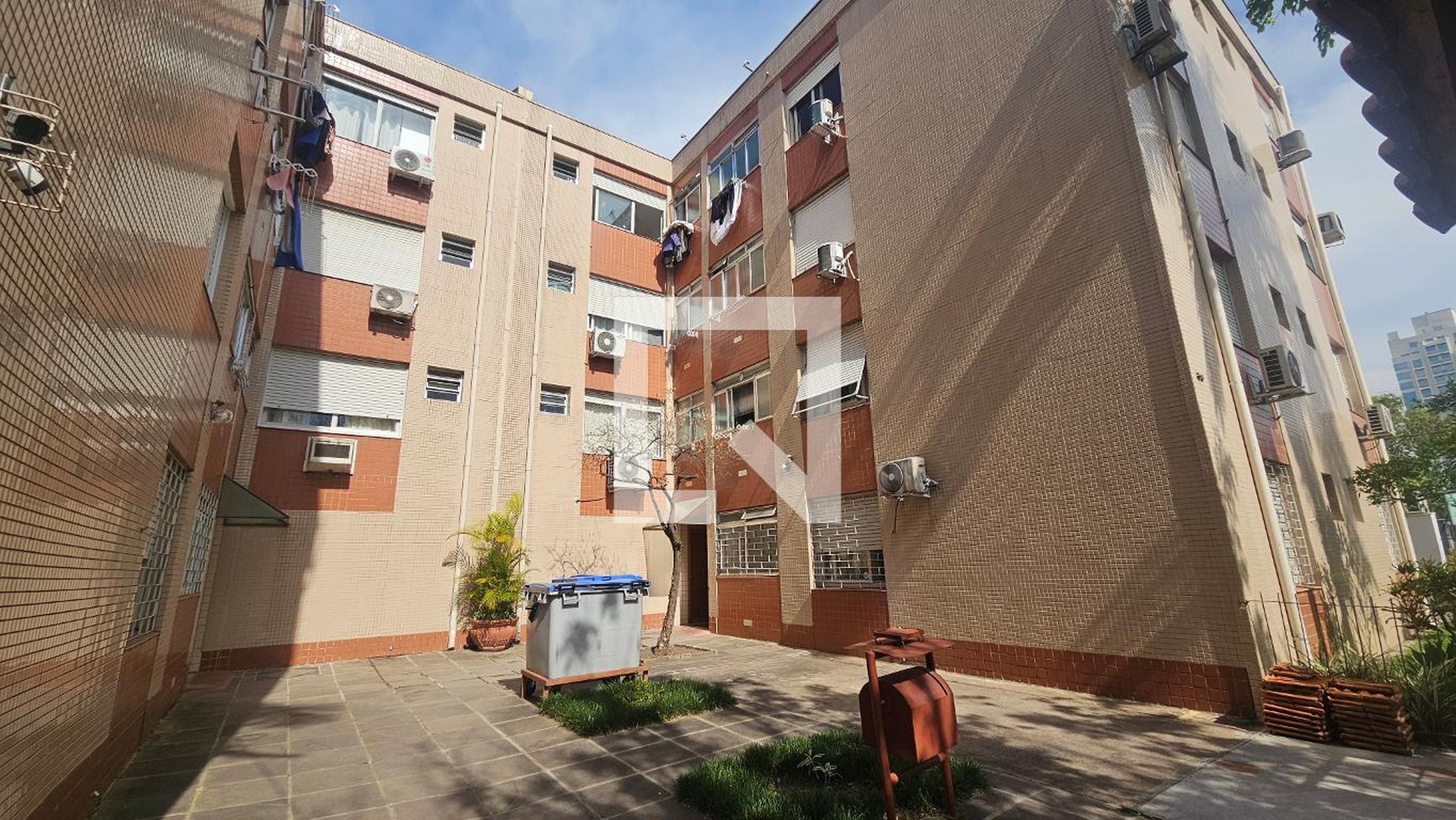 Fachada Condomínio JD Marialva