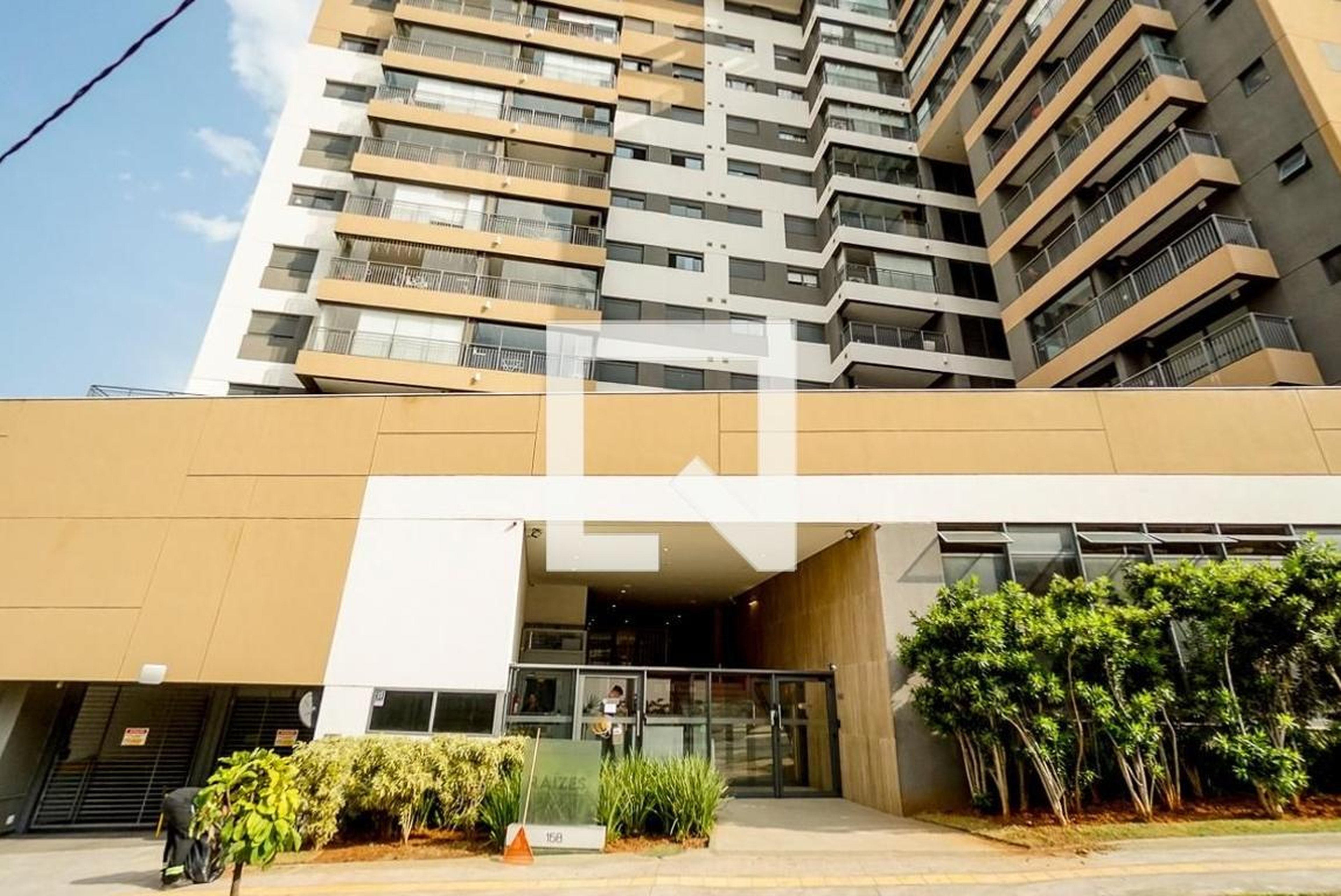 Fachada Condomínio Raizes Guilhermina Esperança