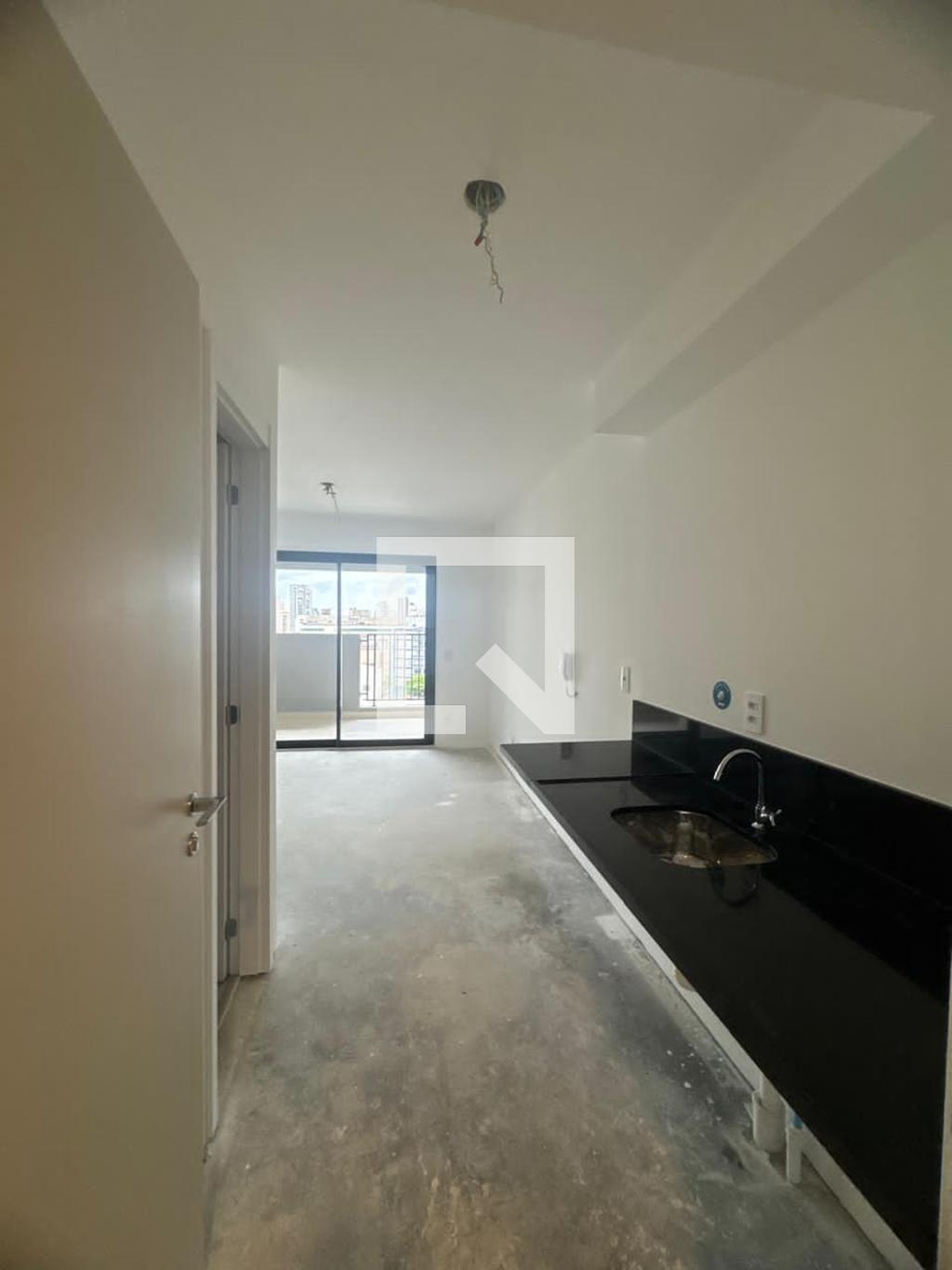 Entrada Condomínio Mairinque 70 by Roomo Atlantica