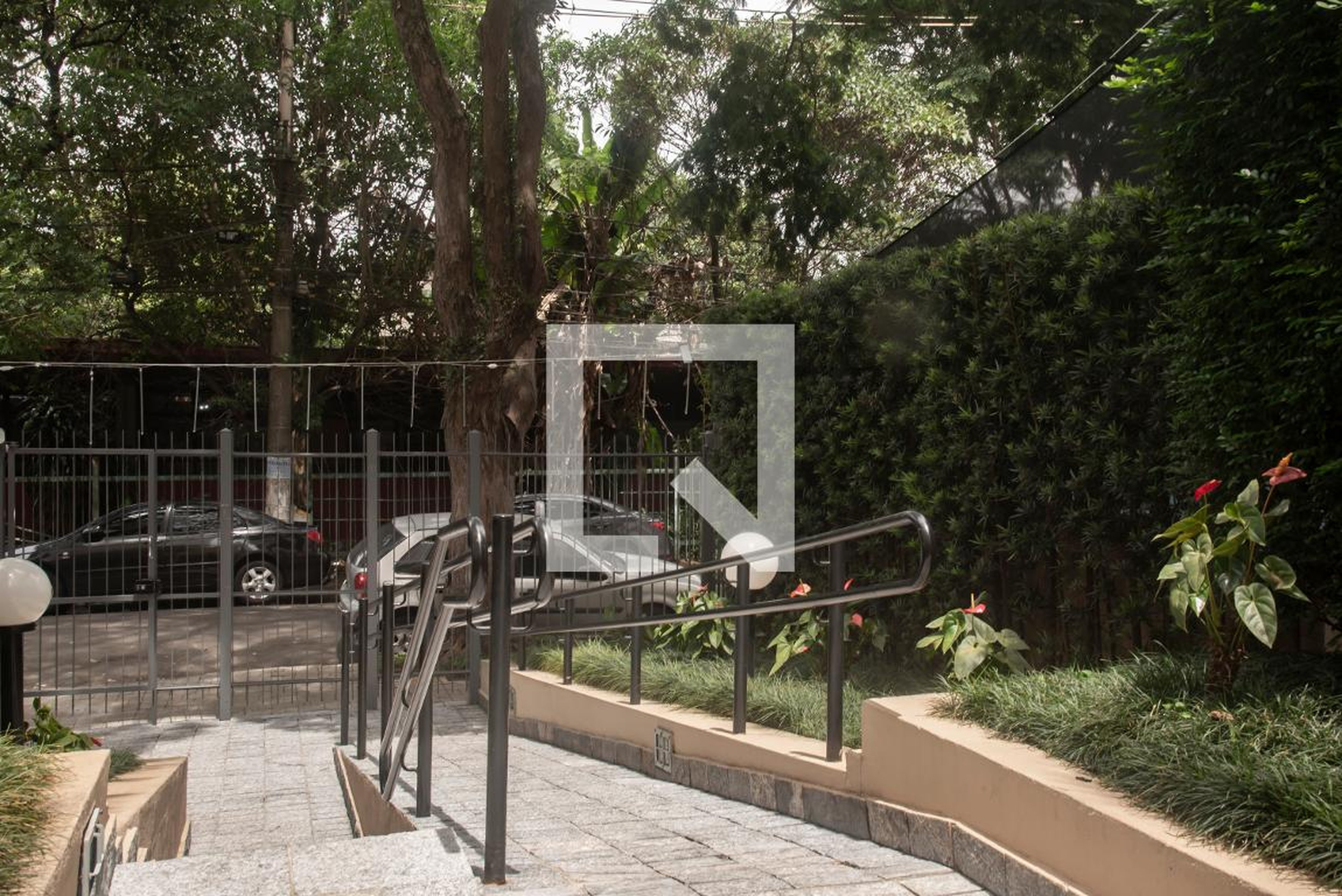 Hall de entrada - Edifício ilha da madeira