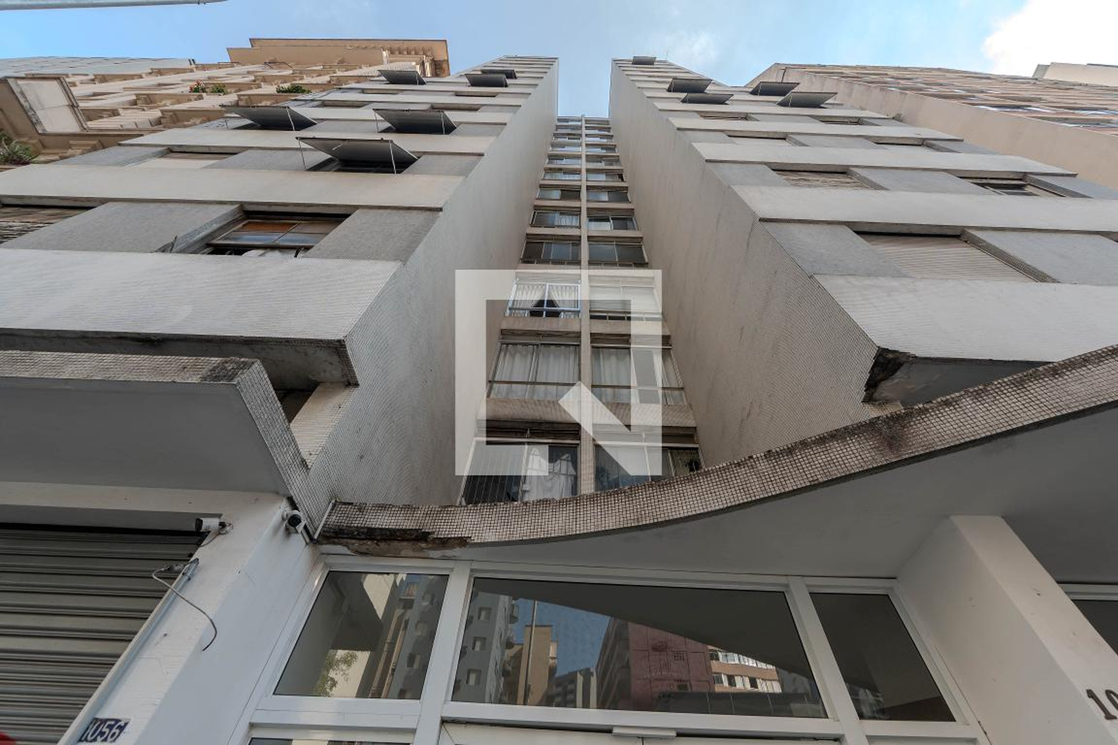 Fachada Condomínio Emboaba