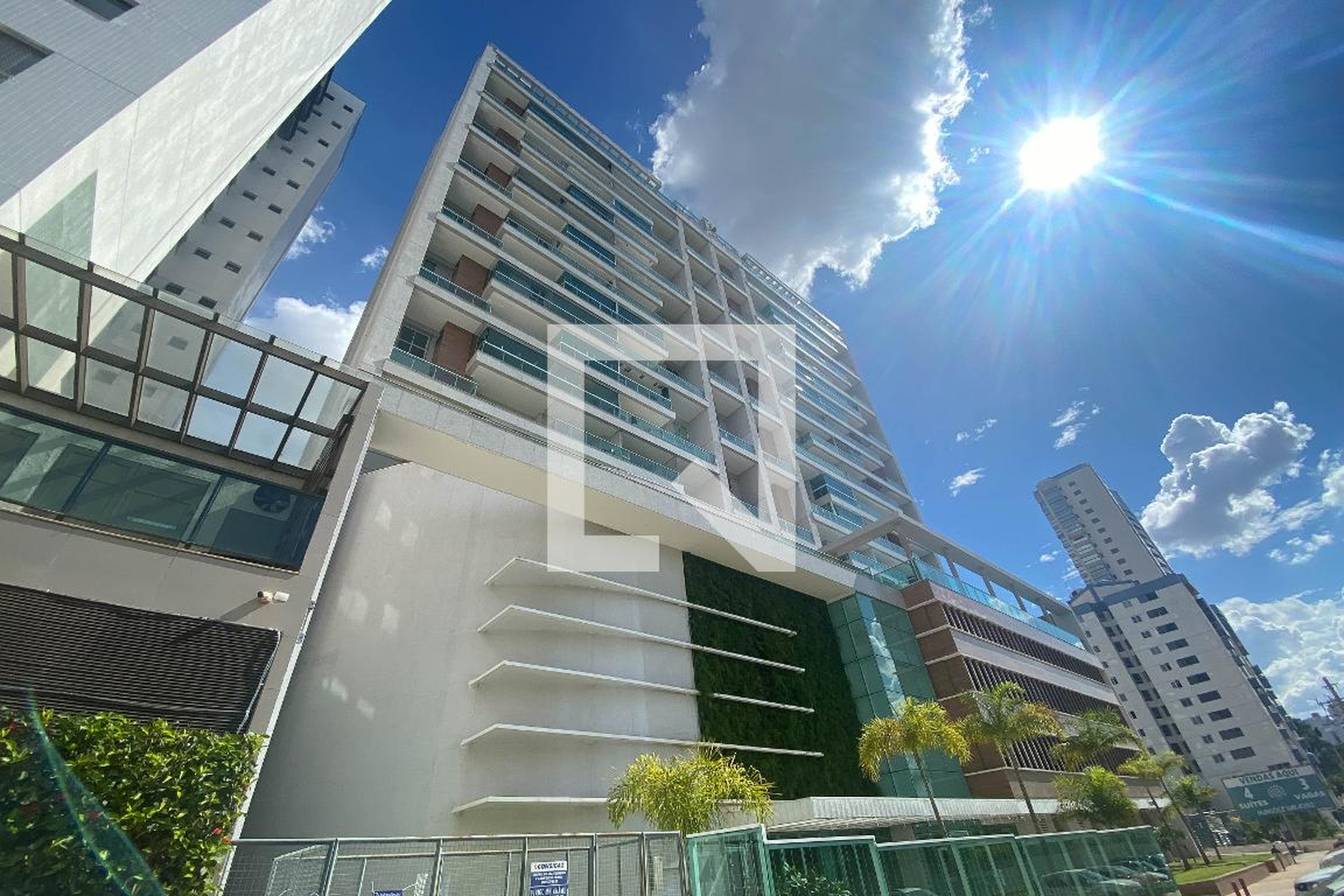 Fachada Condomínio Mansões Paradiso