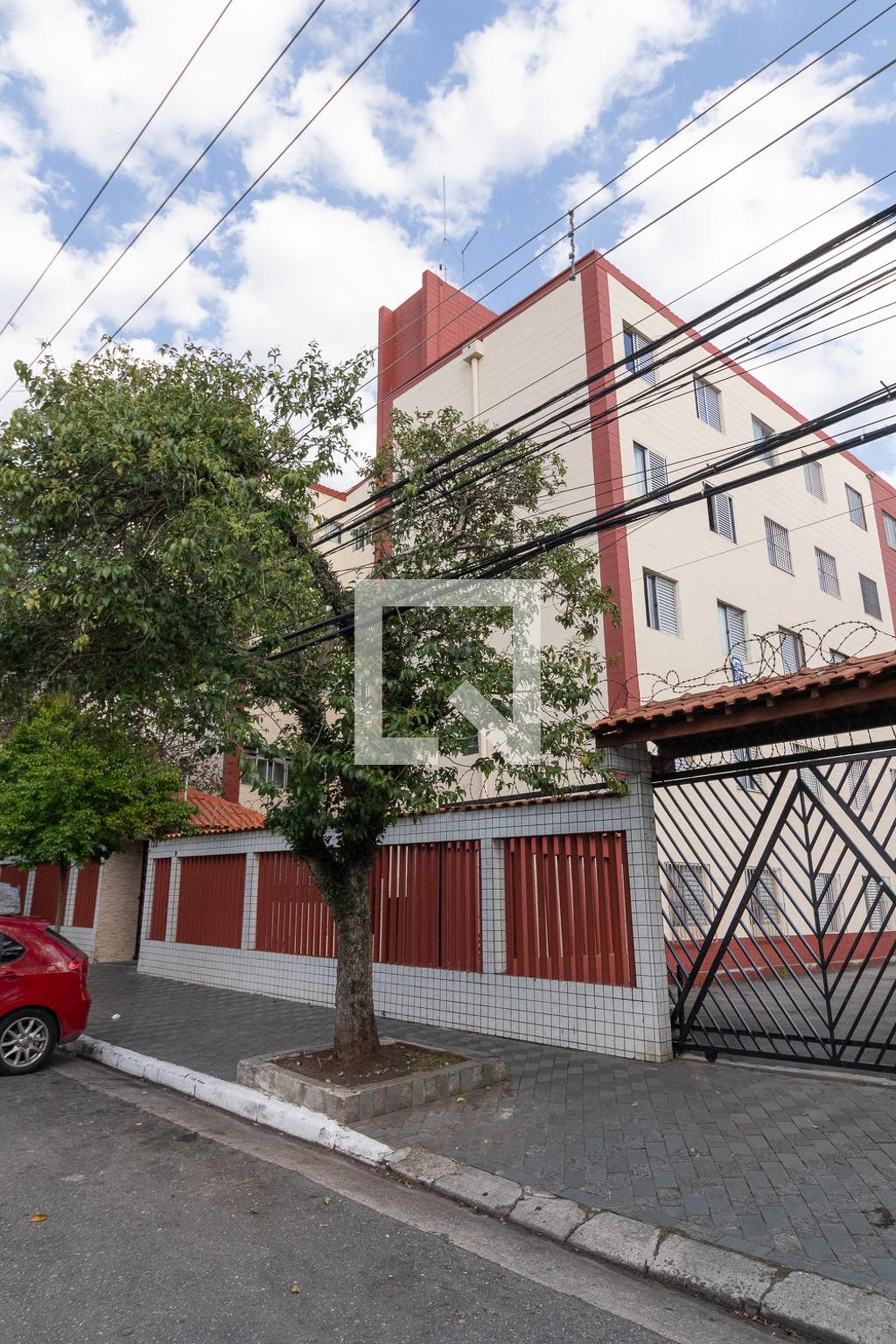 Fachada Condomínio em Avenida Waldemar Tietz, 720