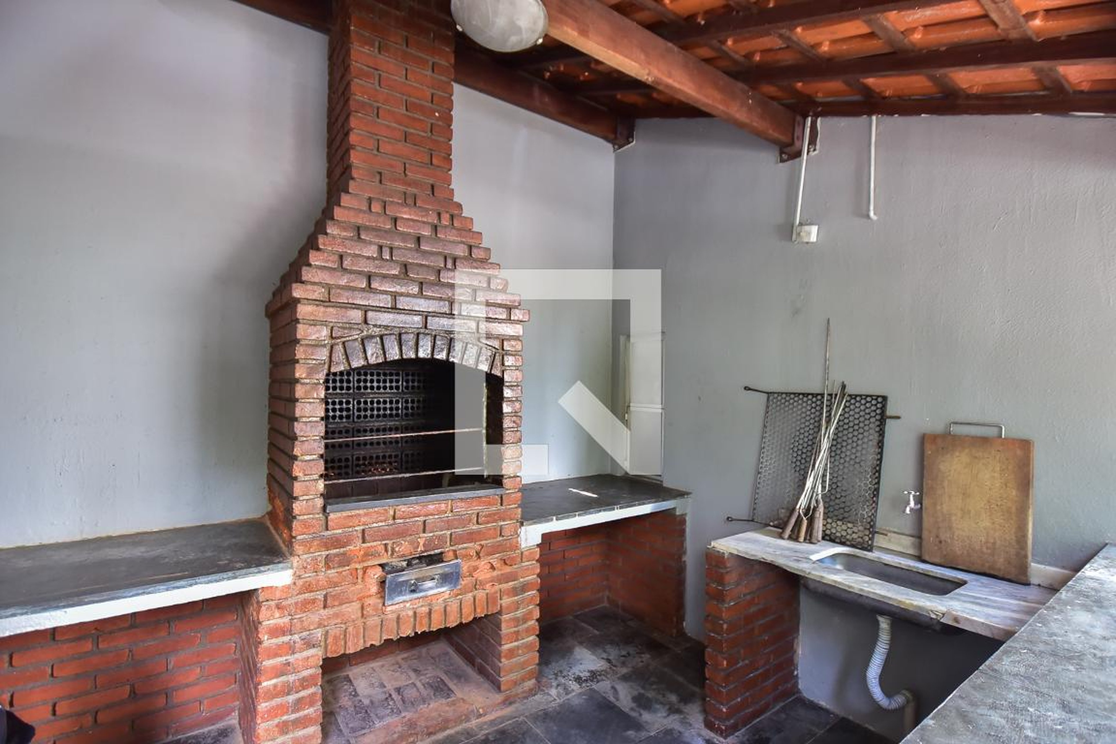 Churrasqueira - Parque das Orquídeas III