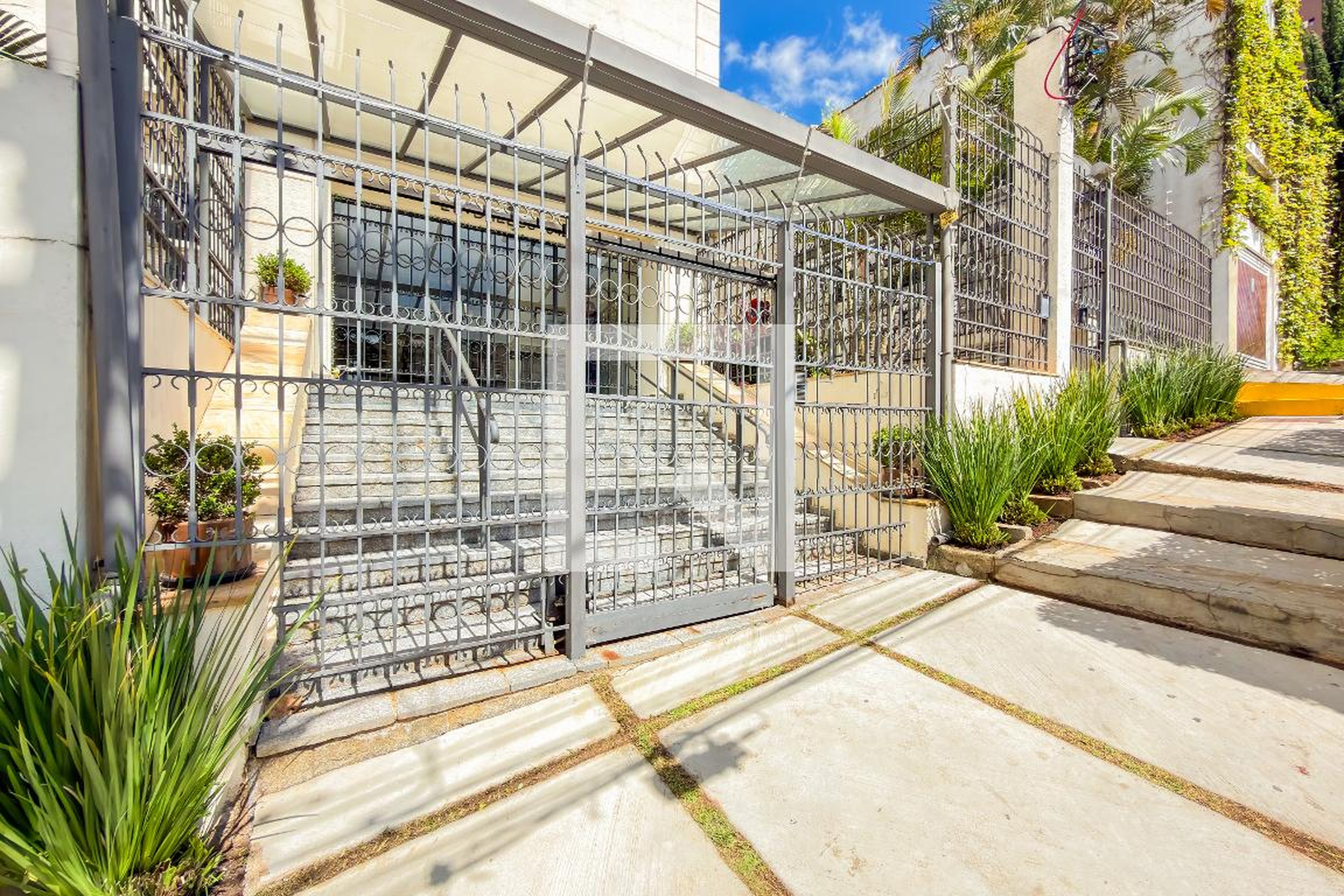 Fachada Edifício Dhelos